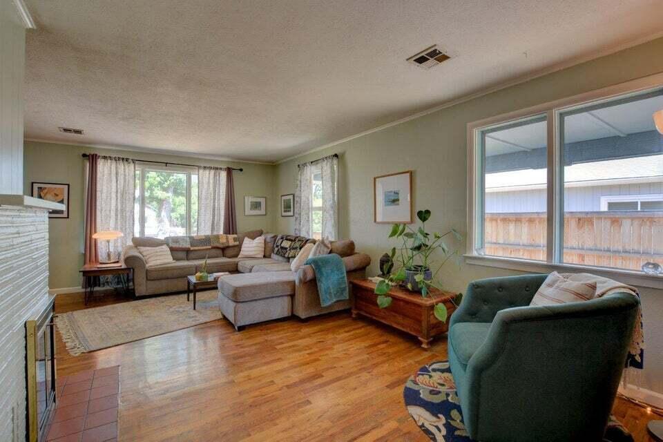 534 Laurel Street