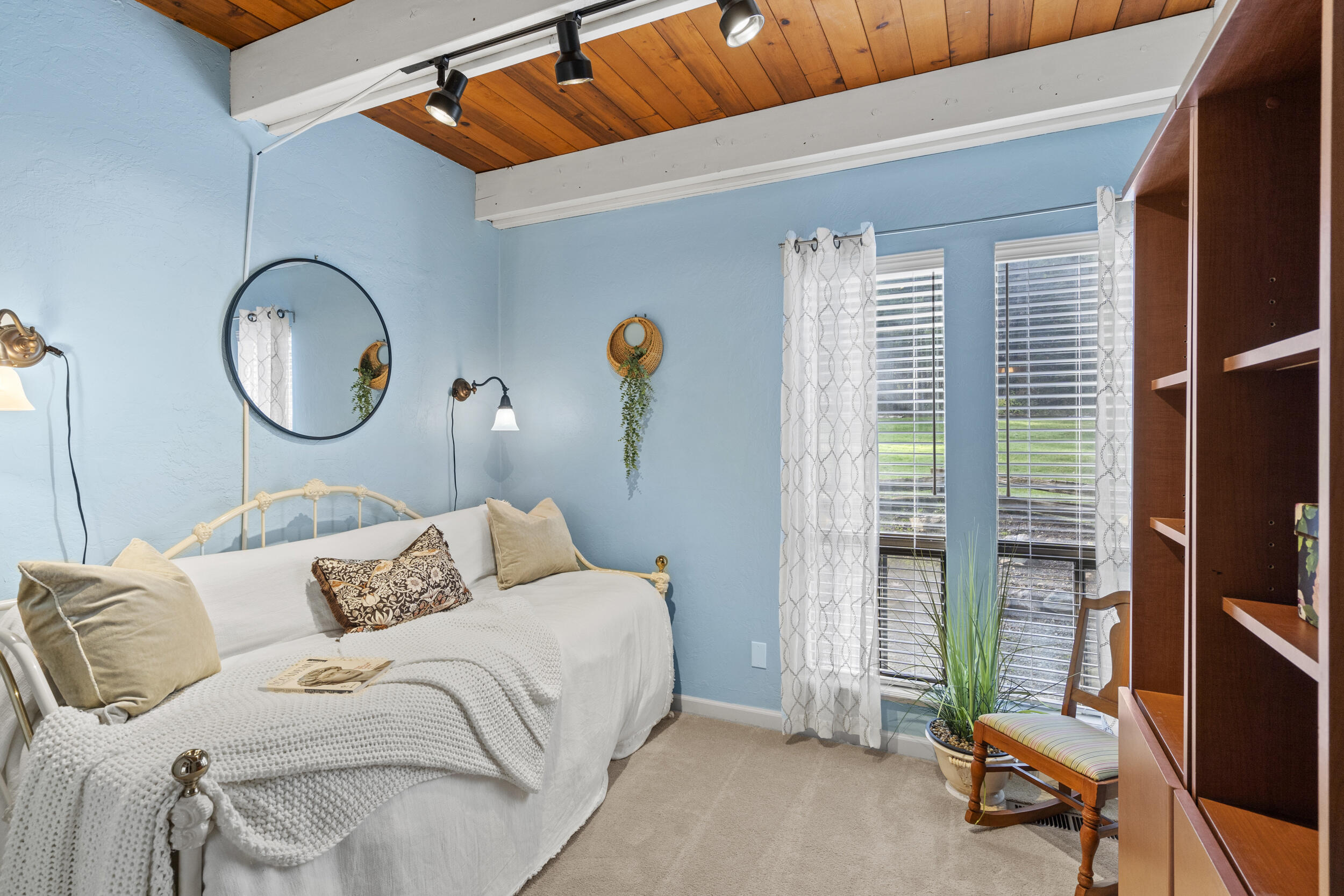 4966 W Evans Creek Road