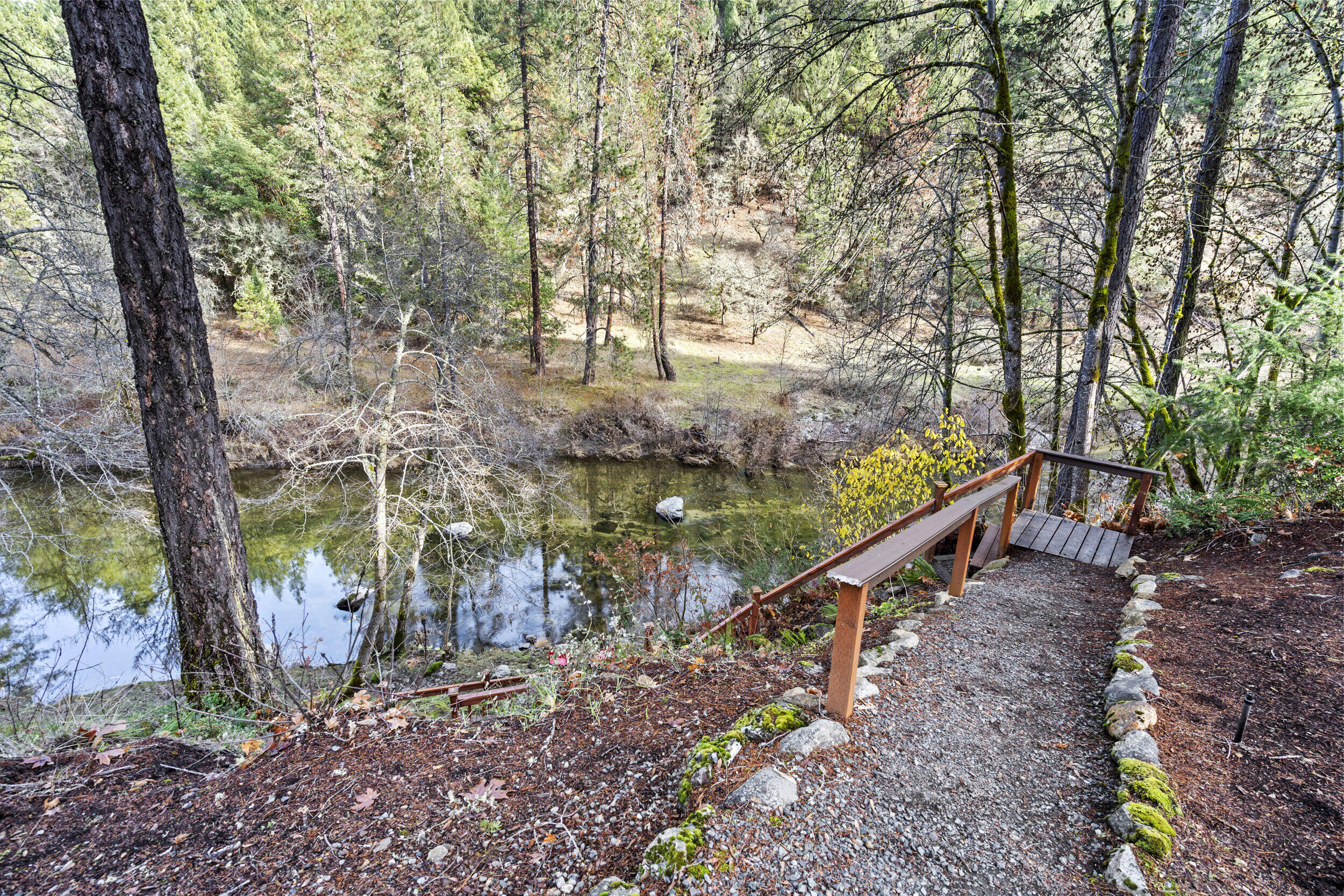 4966 W Evans Creek Road