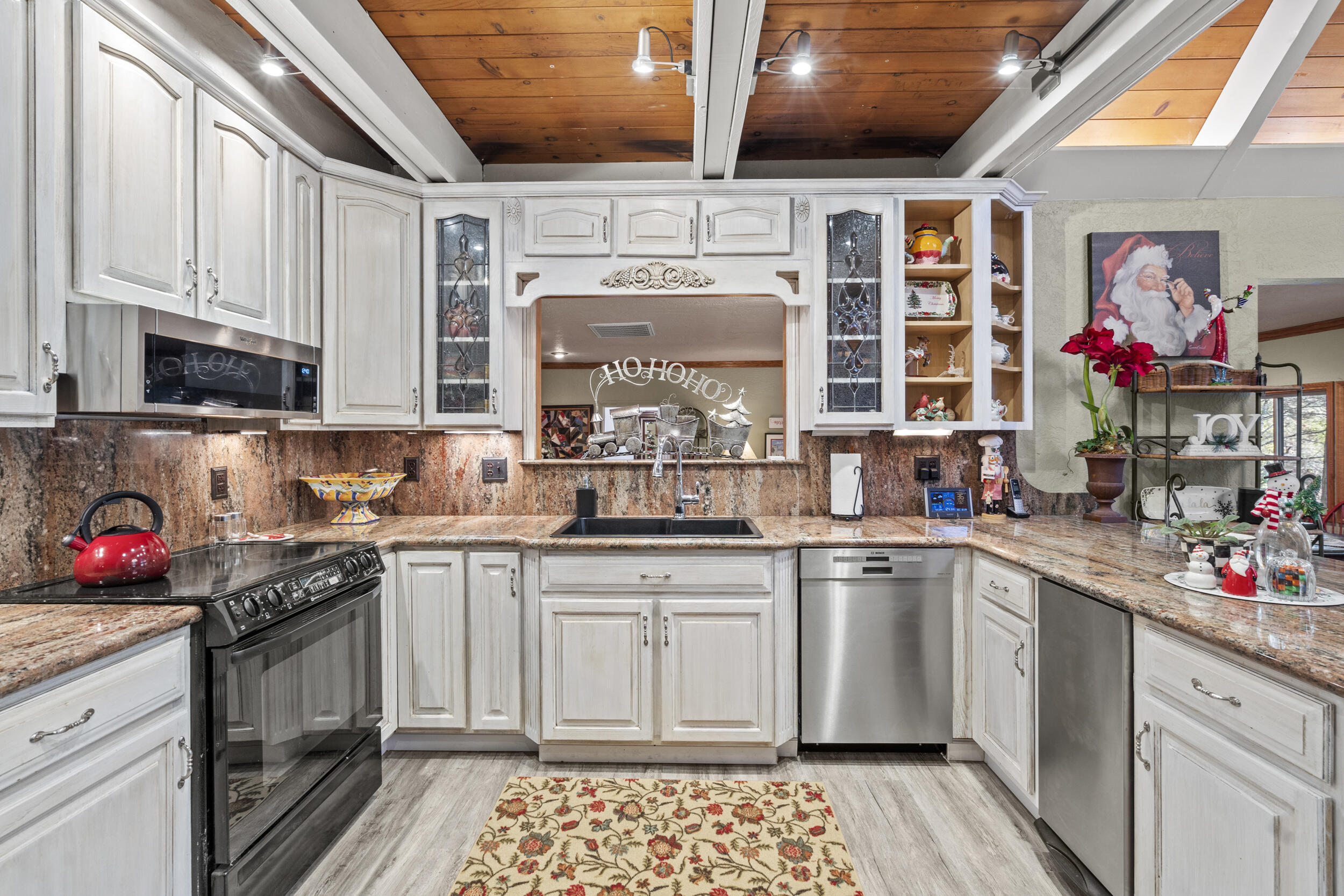 4966 W Evans Creek Road