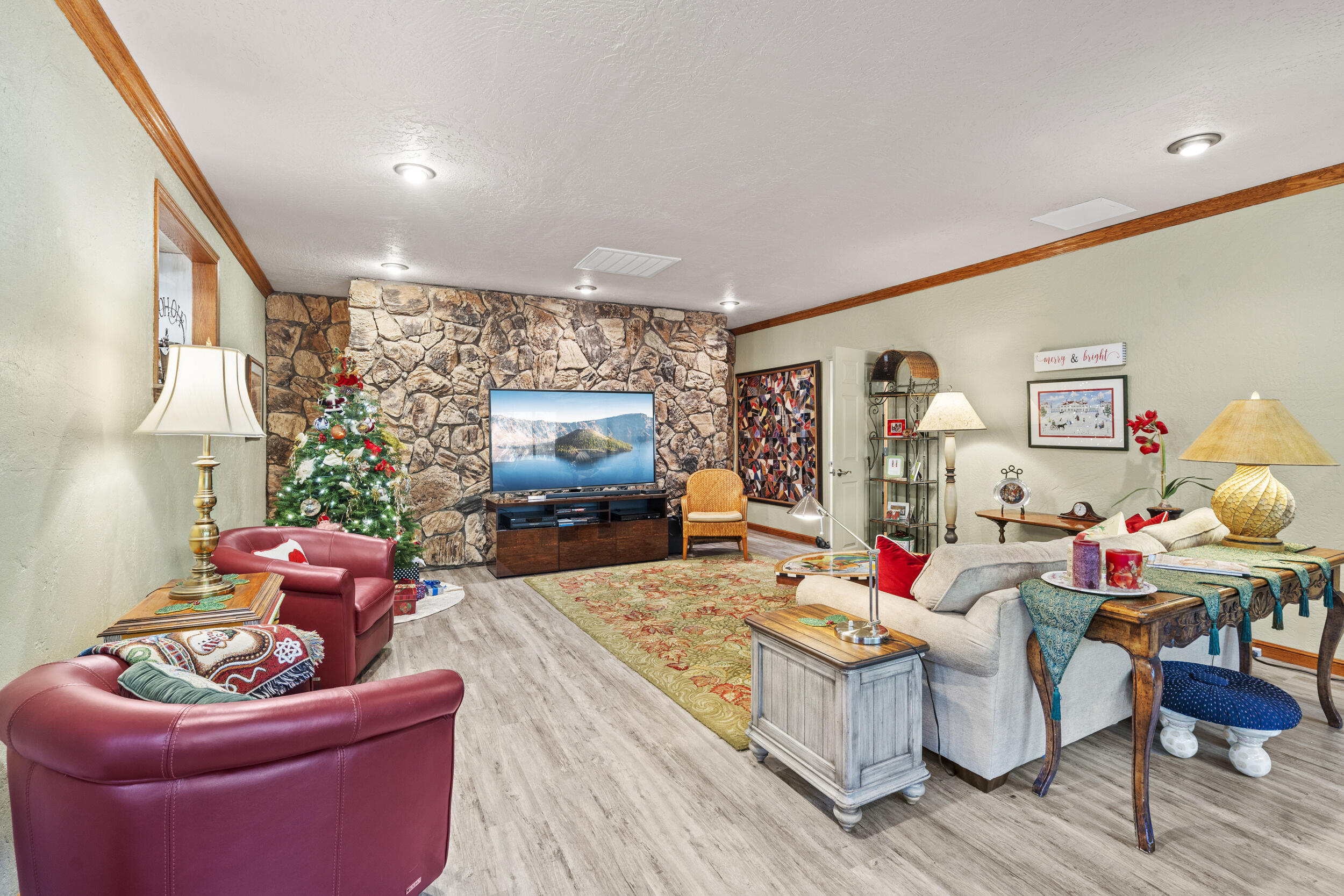 4966 W Evans Creek Road