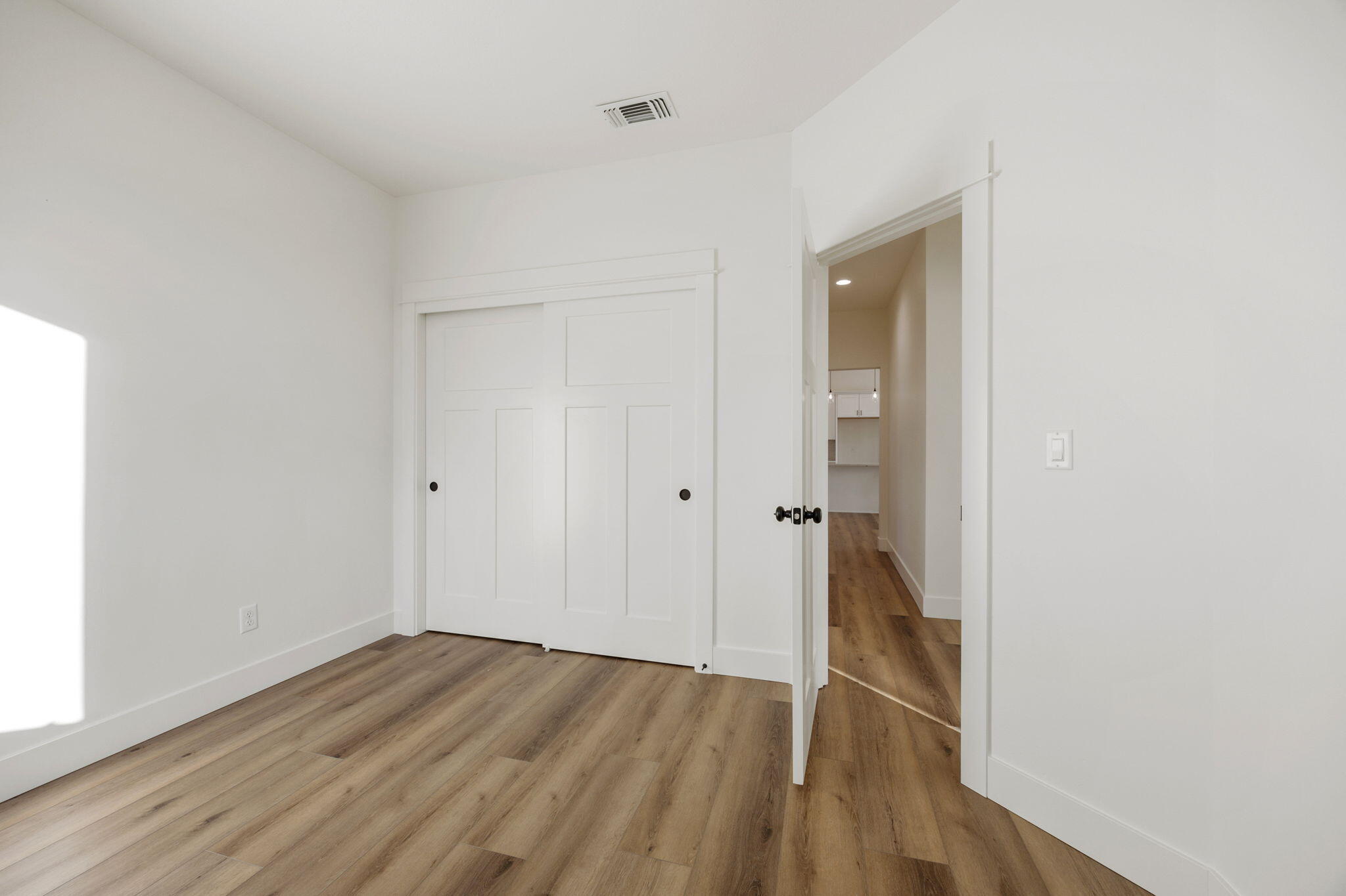3375 Viewpoint Drive