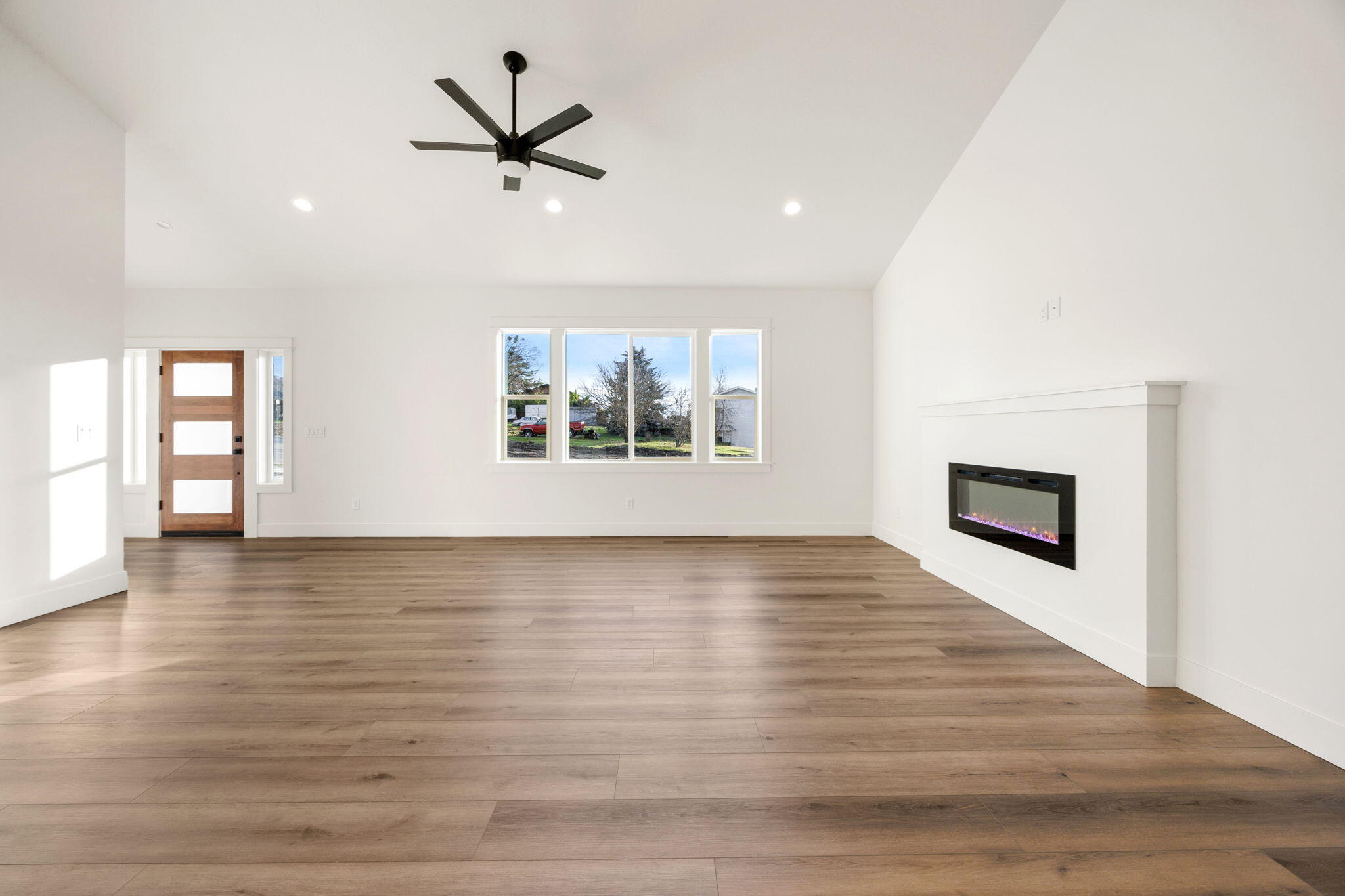 3375 Viewpoint Drive