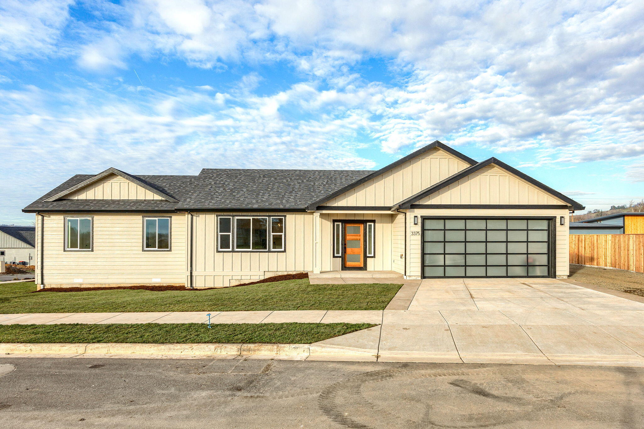 3375 Viewpoint Drive