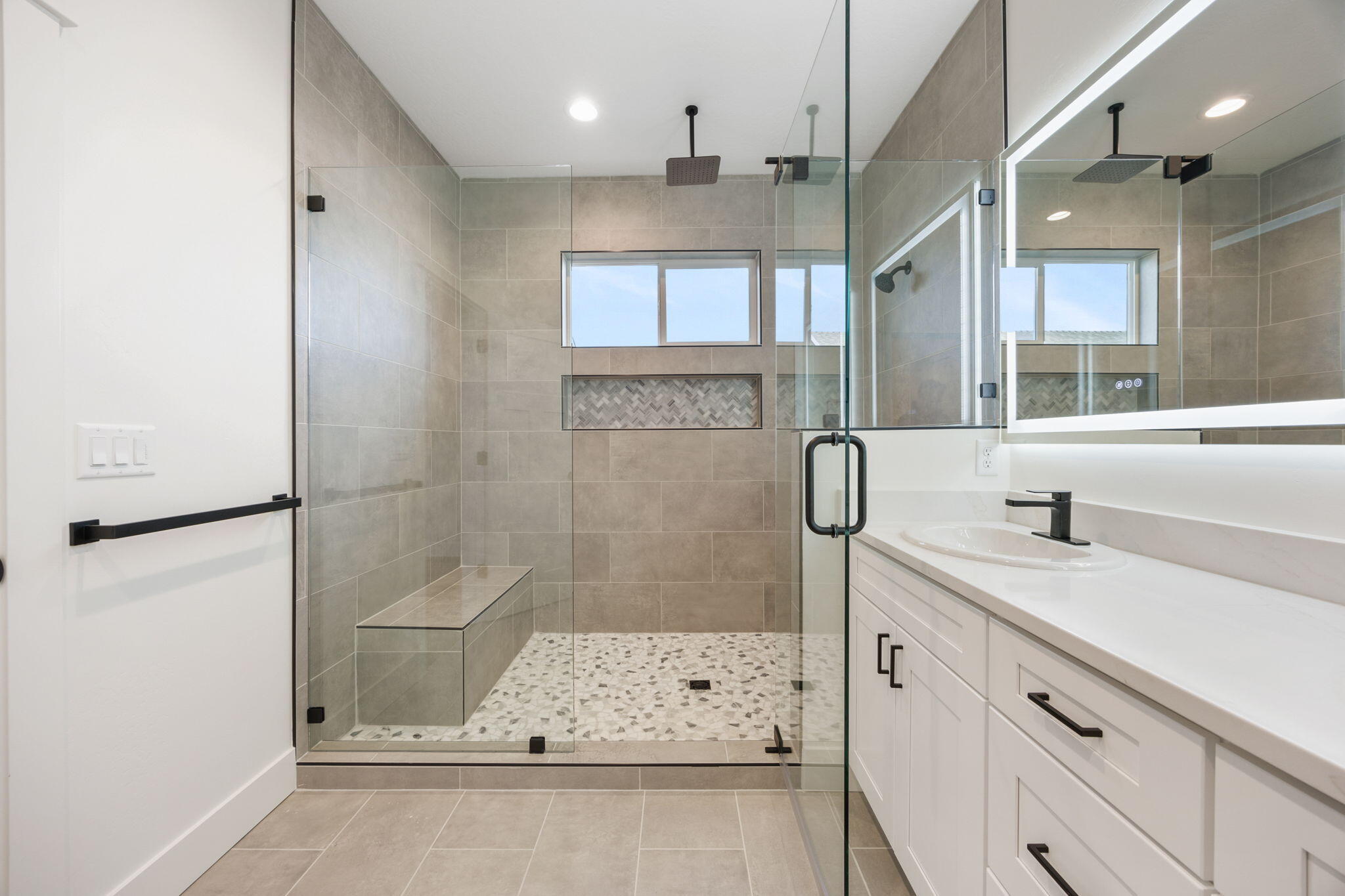 3375 Viewpoint Drive