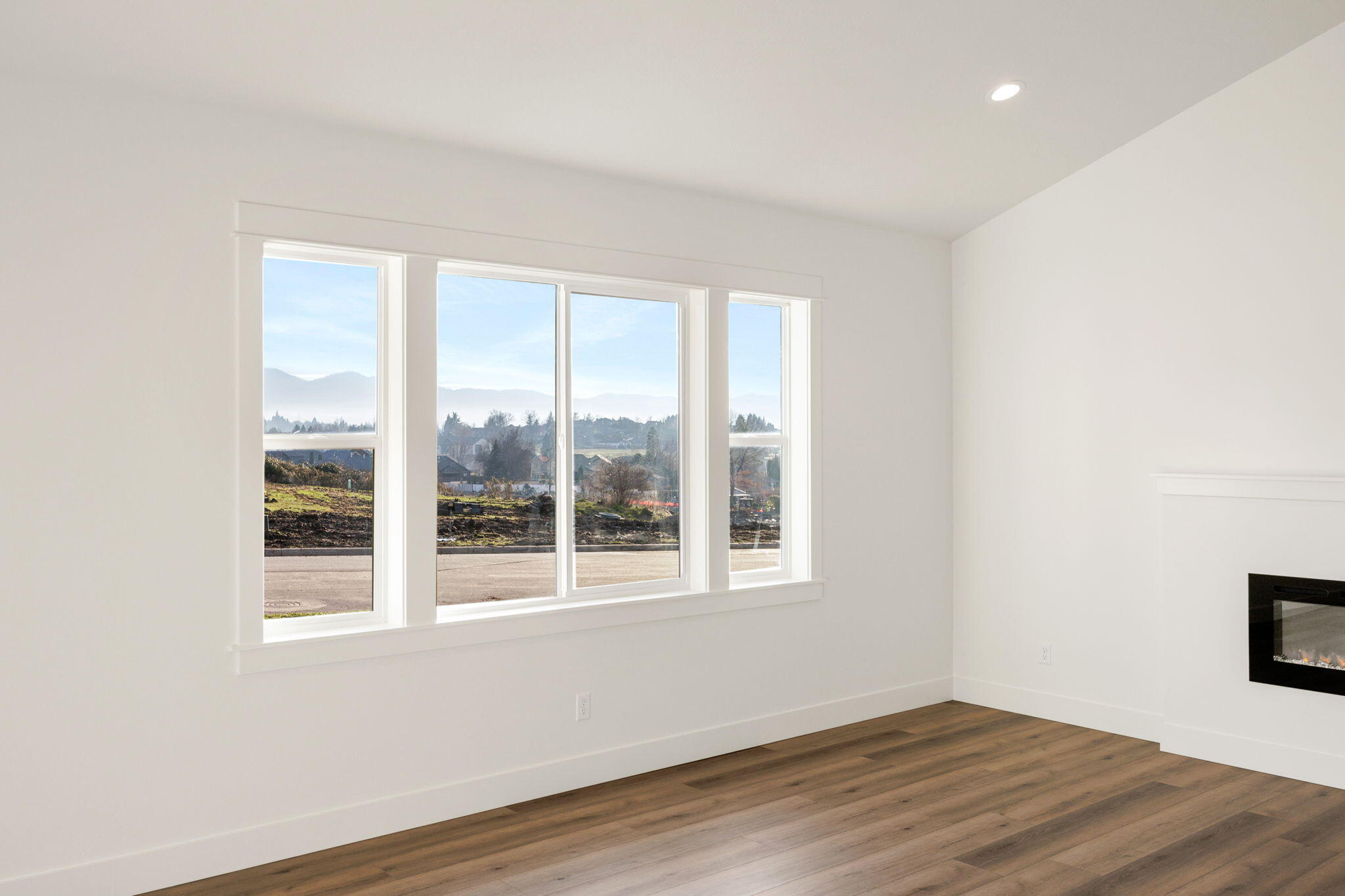 3375 Viewpoint Drive