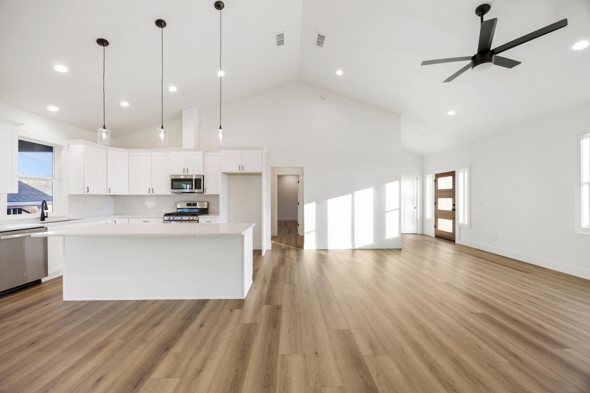 3375 Viewpoint Drive