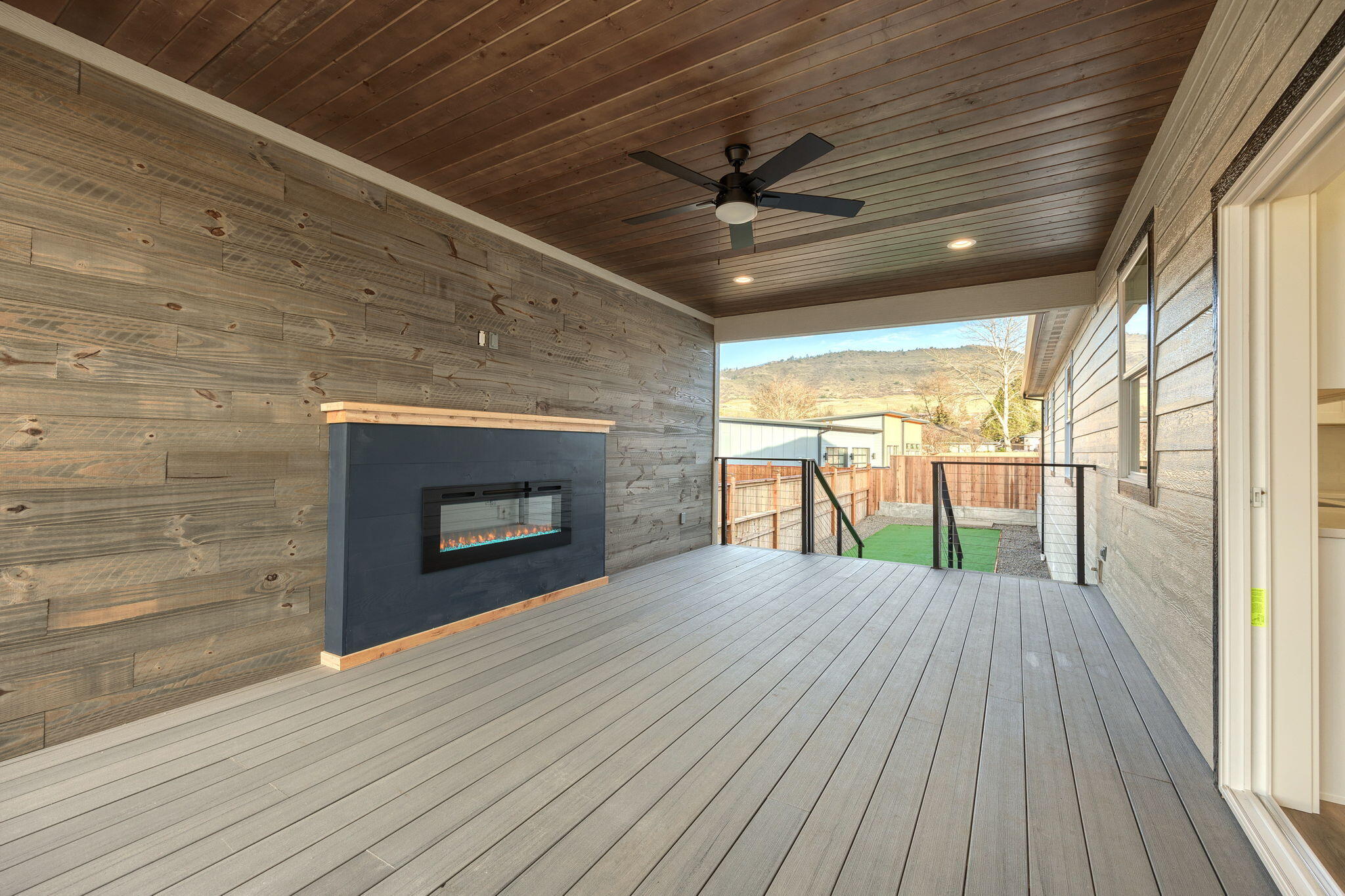 3375 Viewpoint Drive