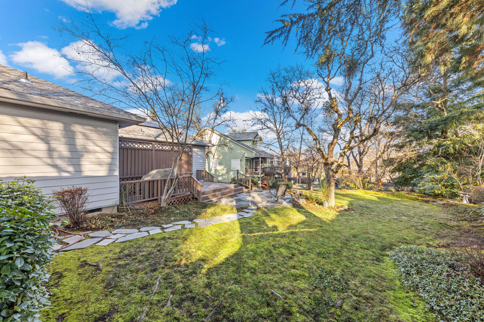 1568 Ridge Way