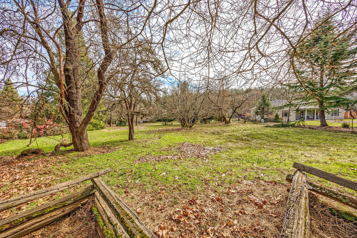 385 S Oregon Street, TL 502/503