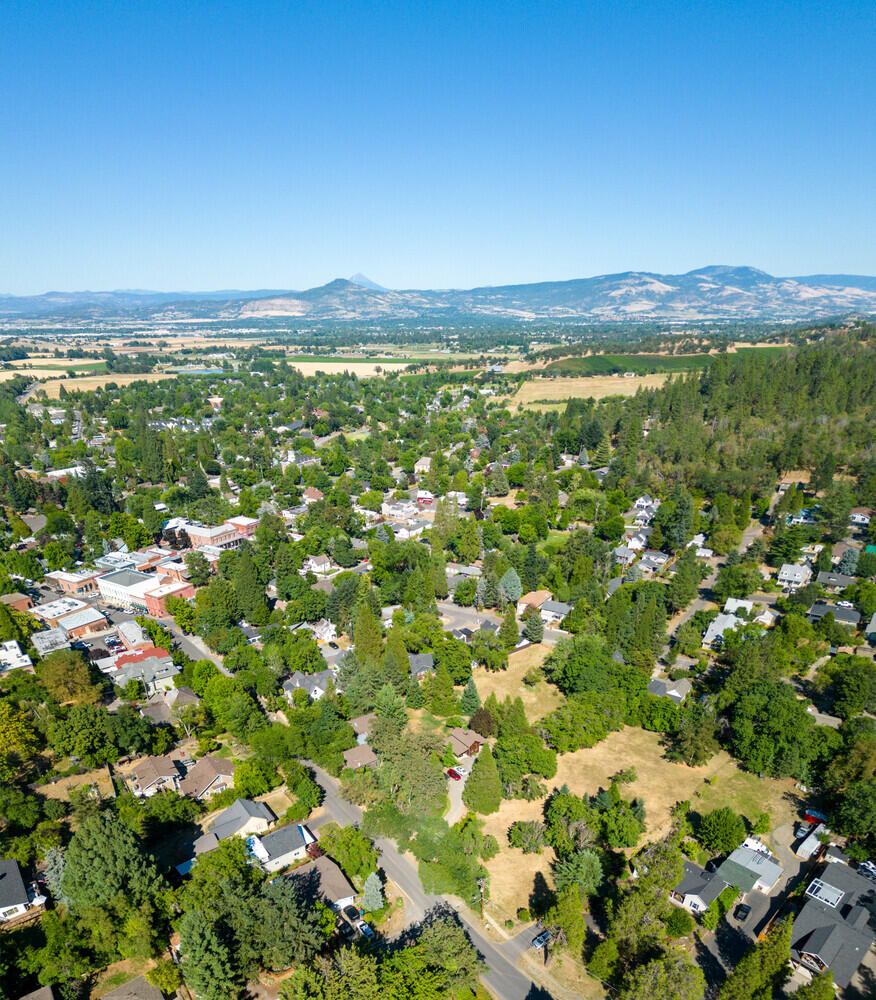 385 S Oregon Street, TL 502/503