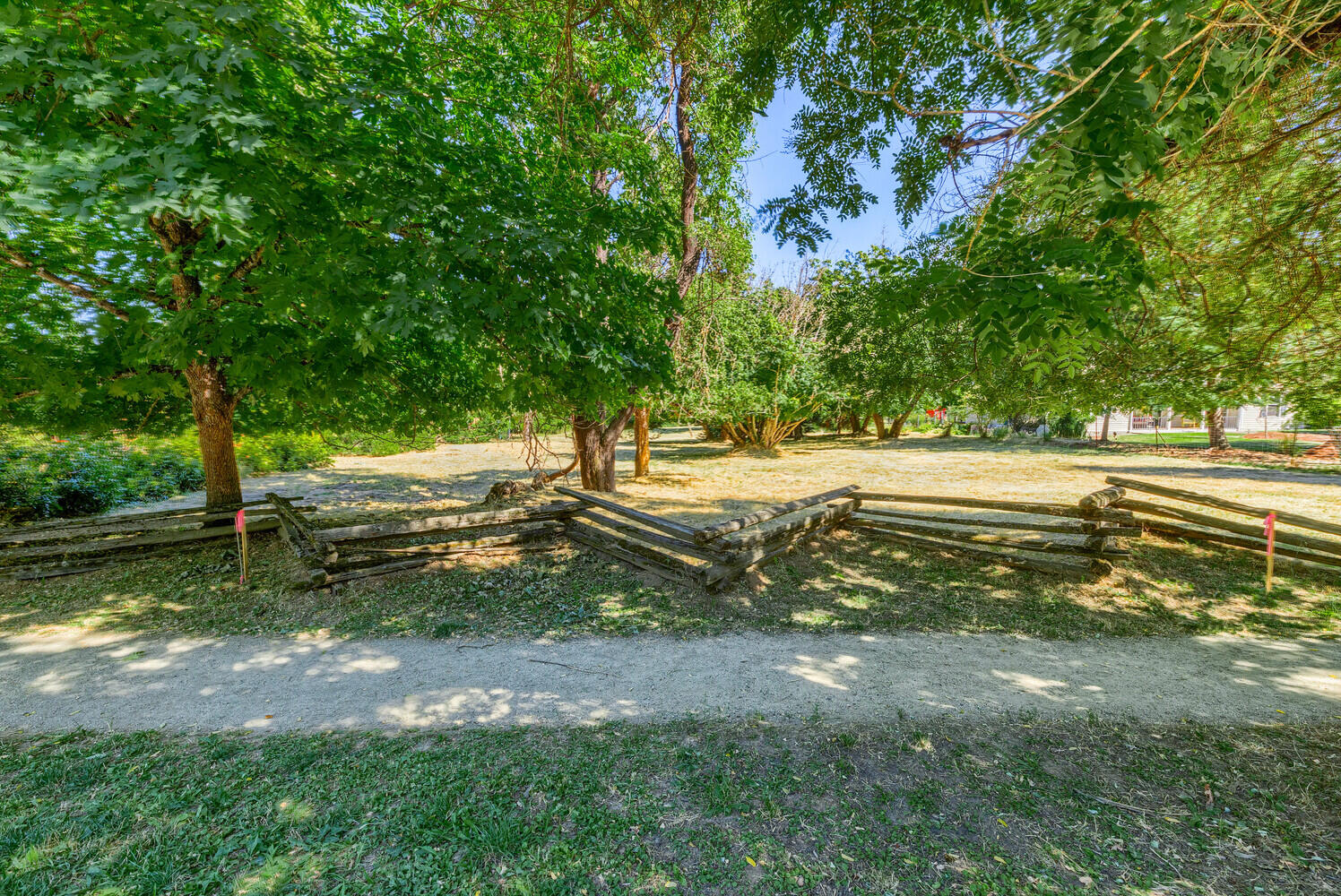 385 S Oregon Street, TL 502/503