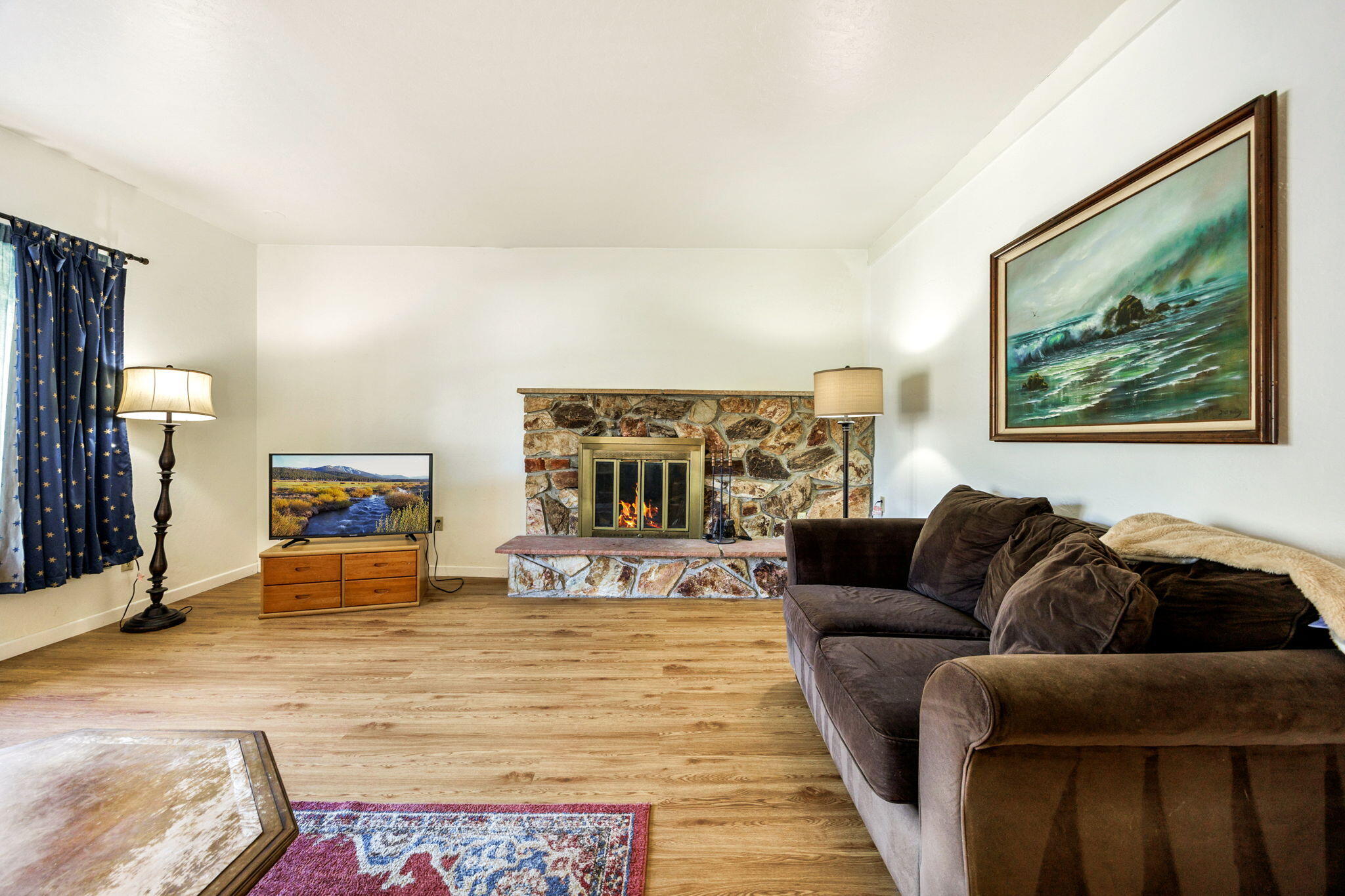 870 S 3rd Street