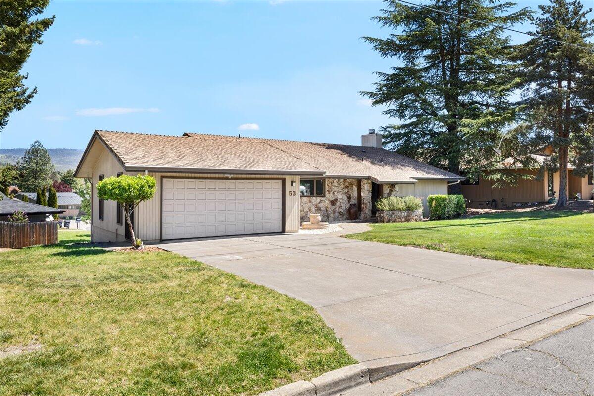 53 S Foothill Road