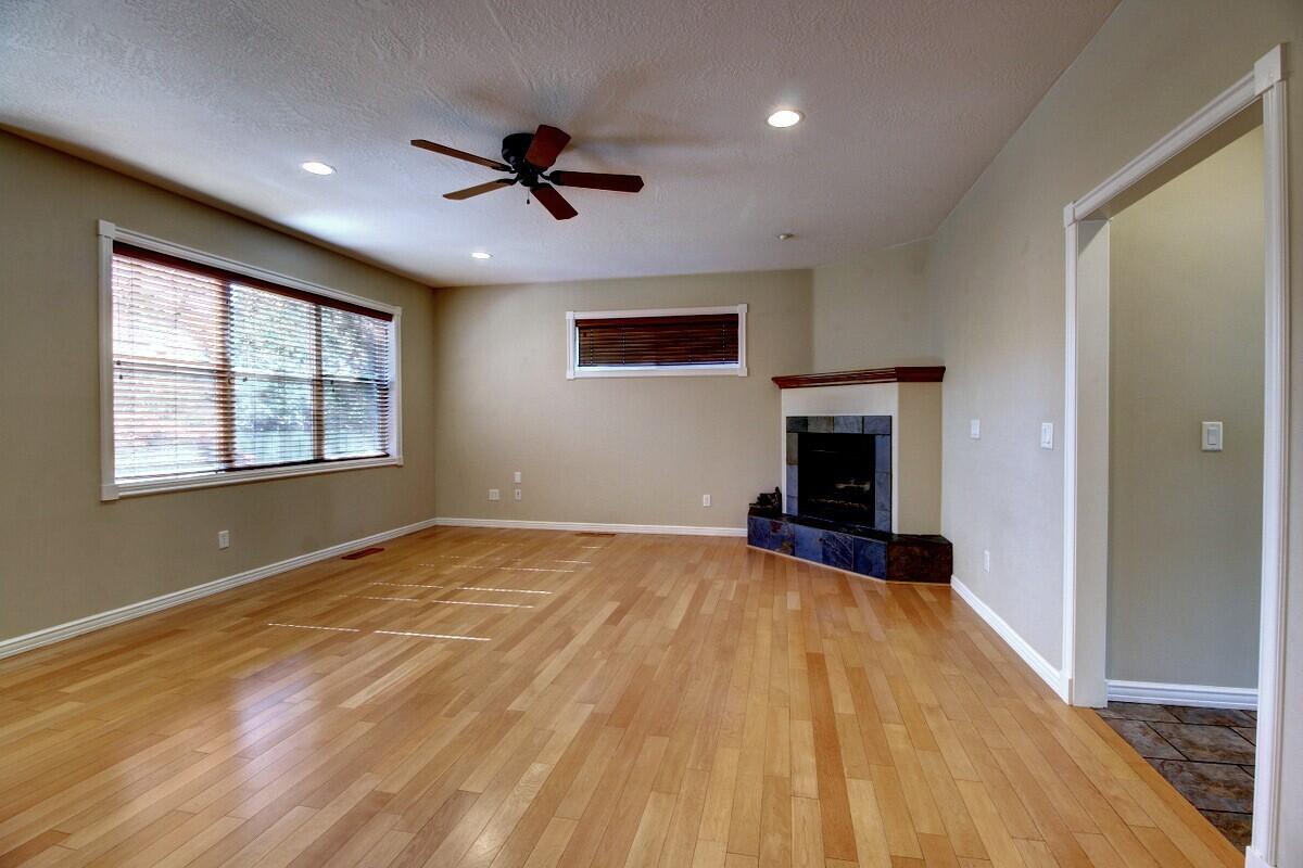 417 Stanford Avenue