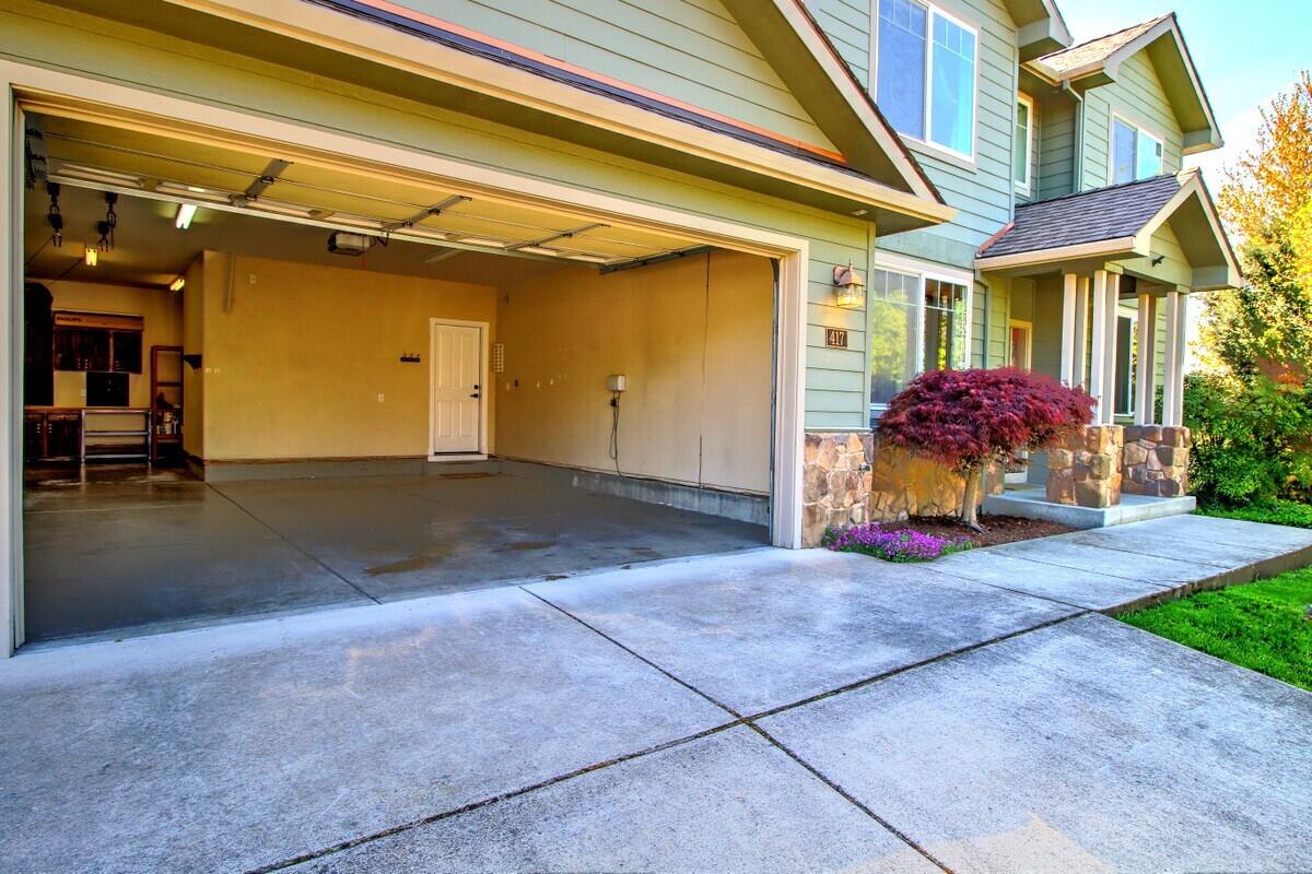 417 Stanford Avenue