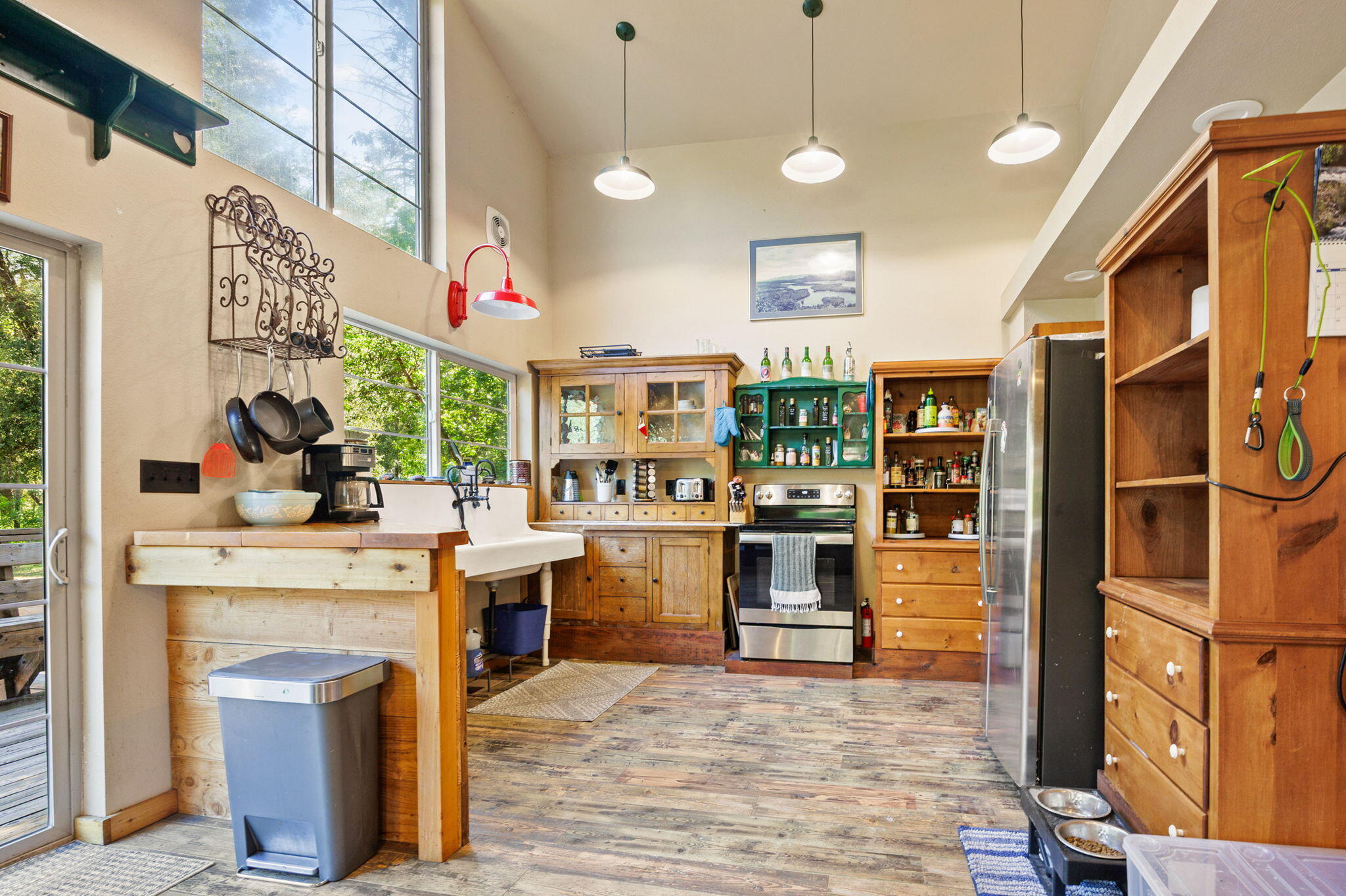 3519 Thompson Creek Road