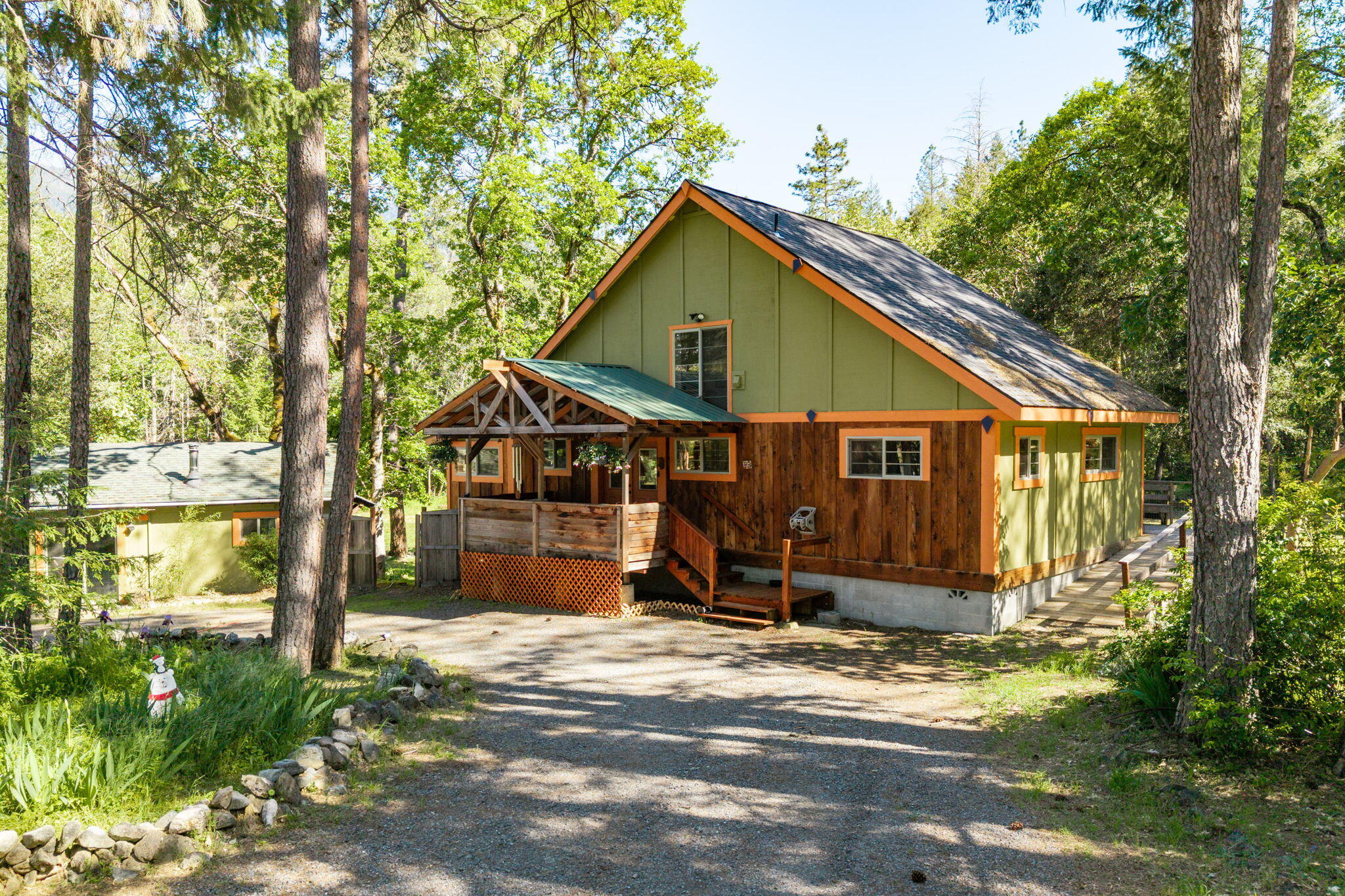3519 Thompson Creek Road