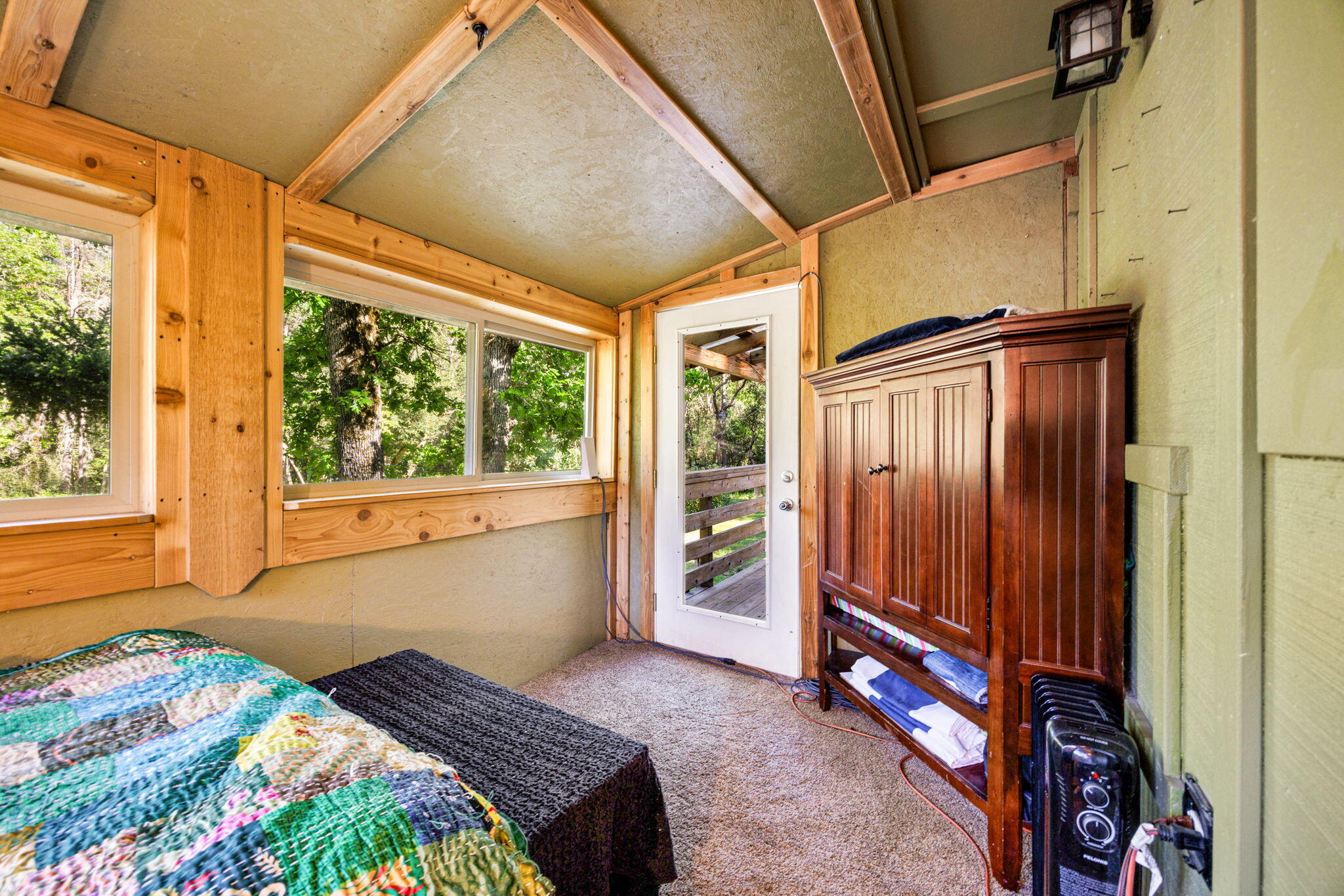 3519 Thompson Creek Road