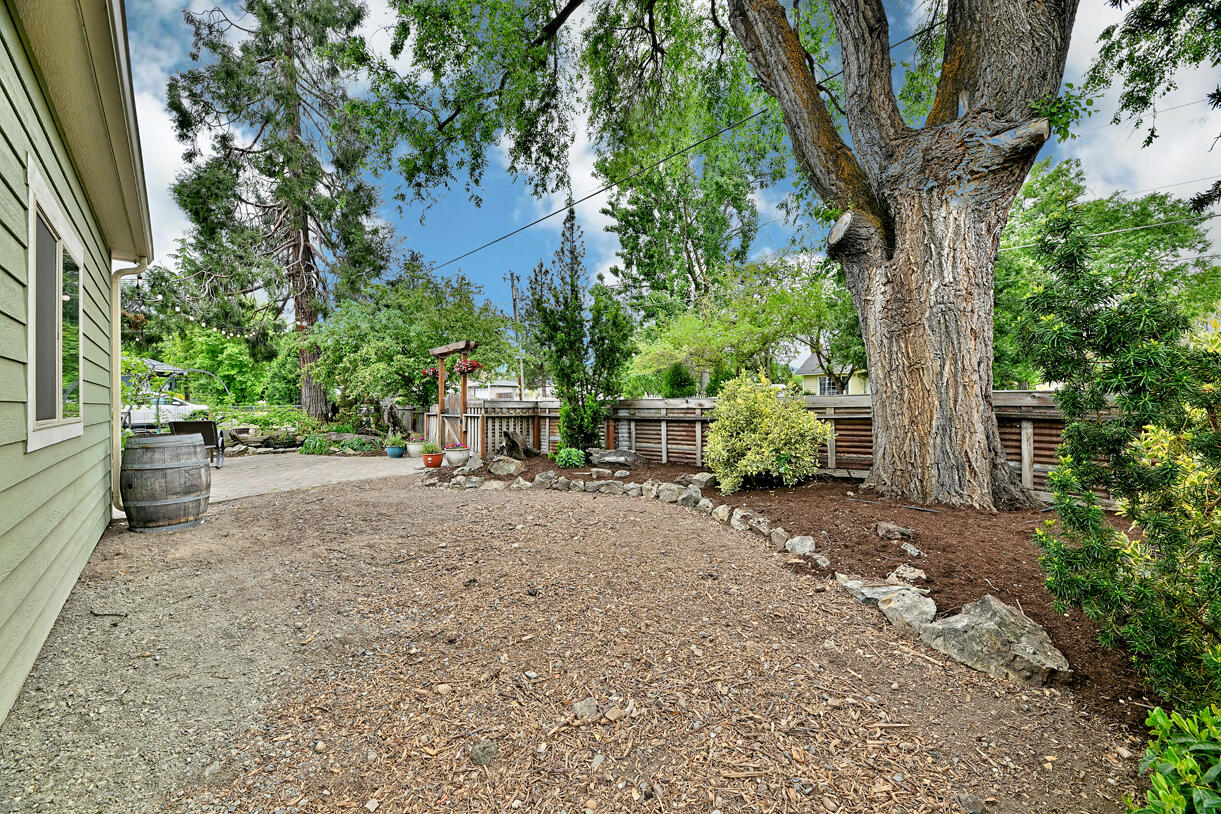 3747 Hilsinger Road