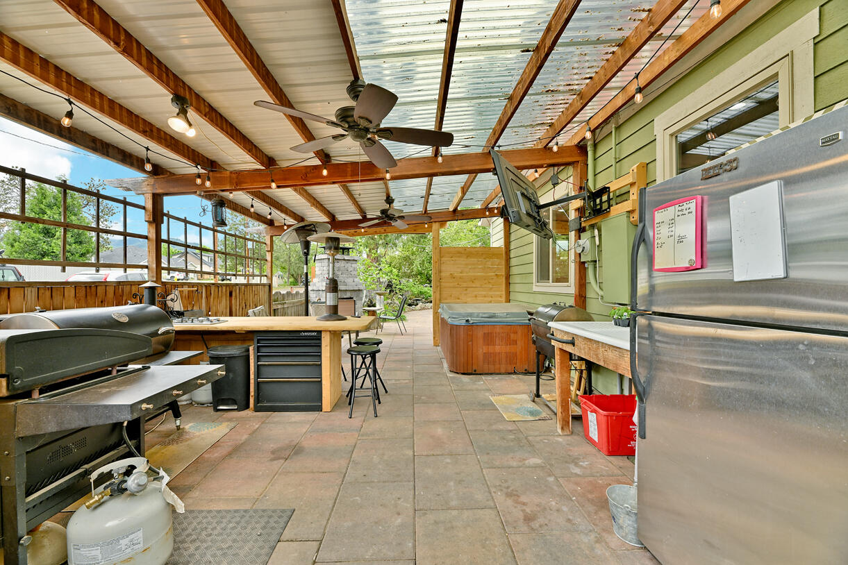 3747 Hilsinger Road