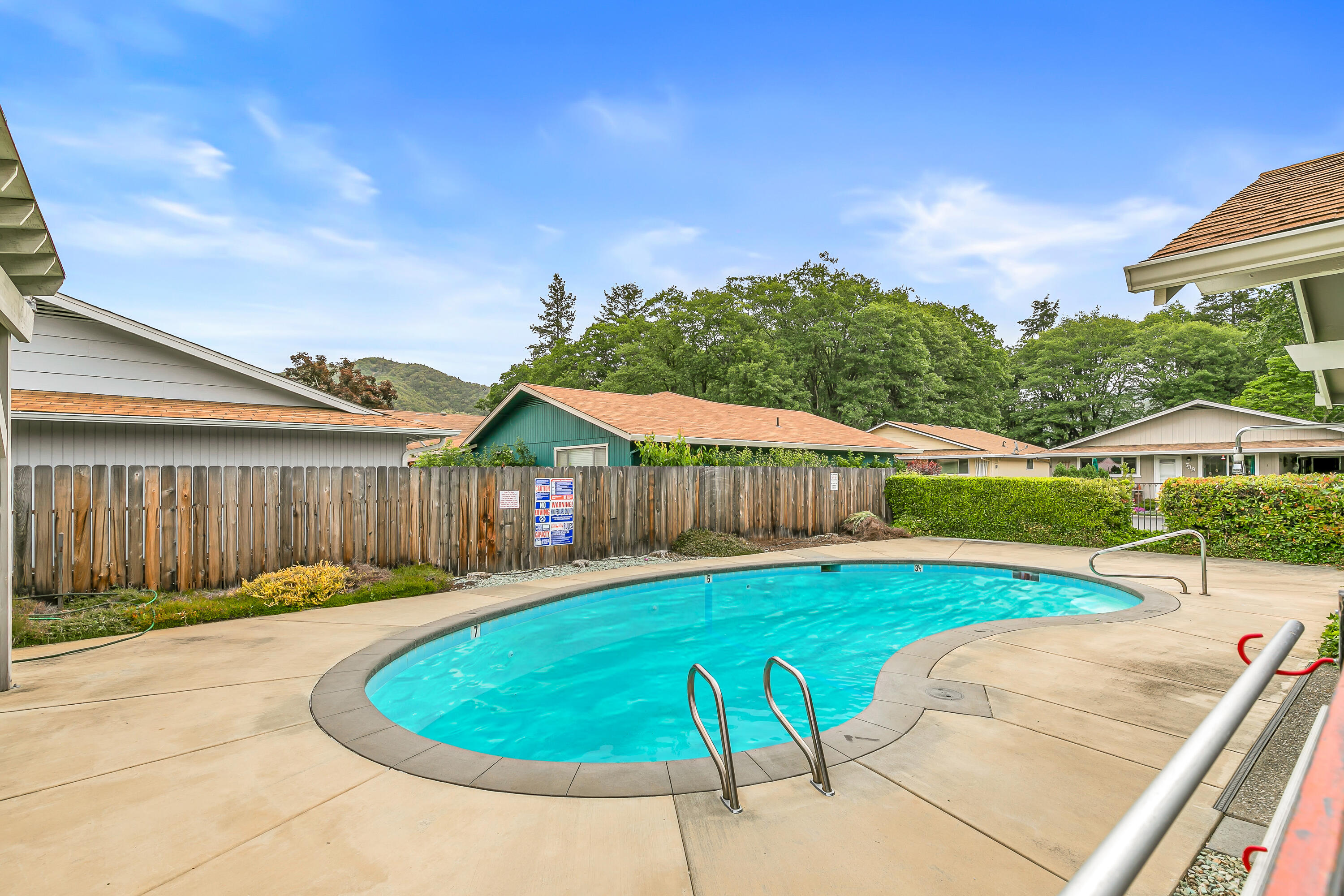 728 Brookside Circle