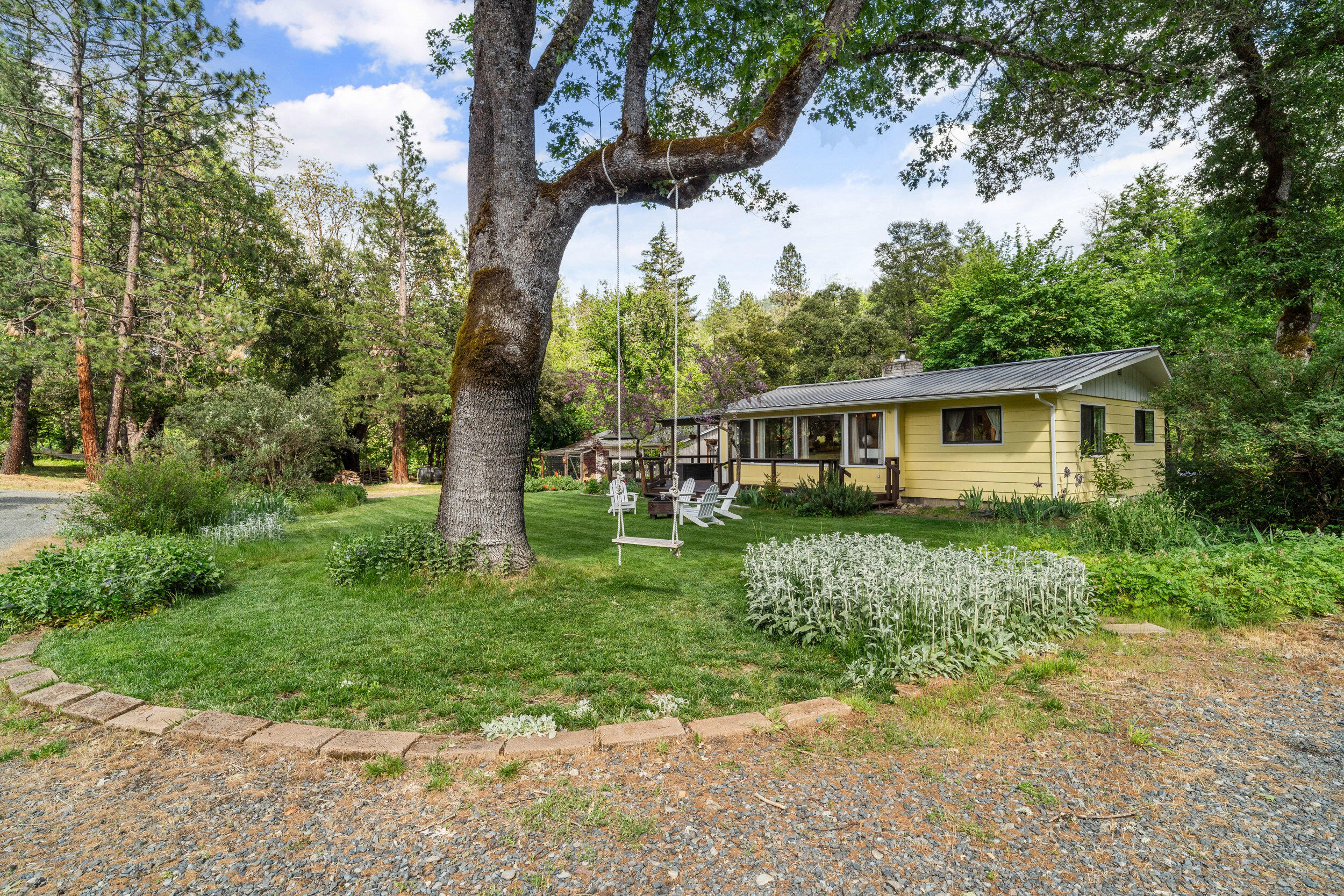 3479 Thompson Creek Road