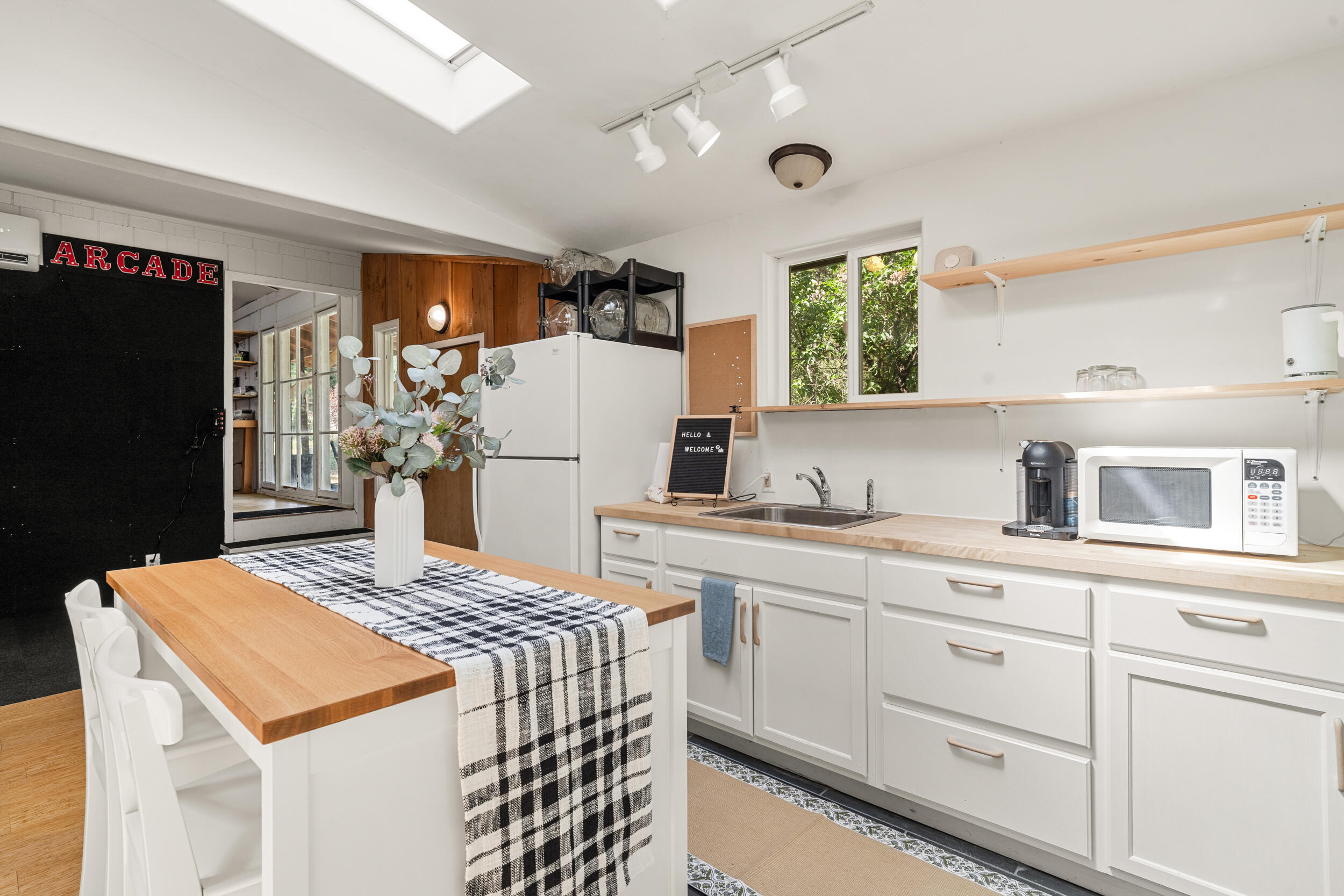 3479 Thompson Creek Road