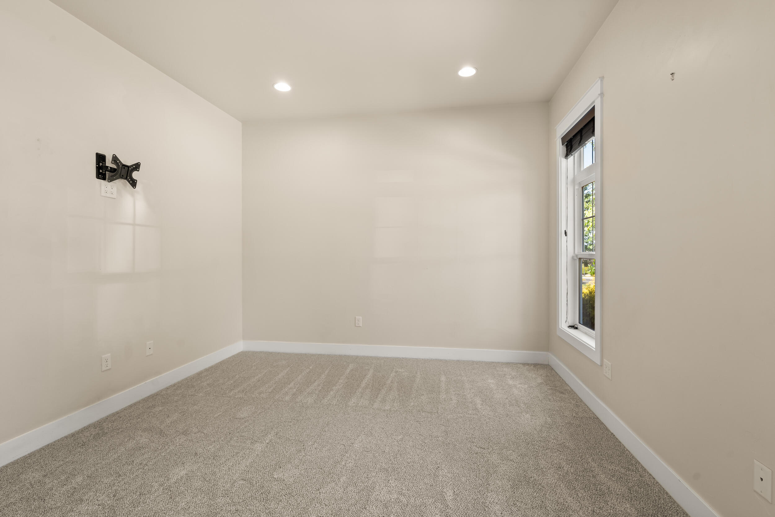 3844 Calle Vista Drive