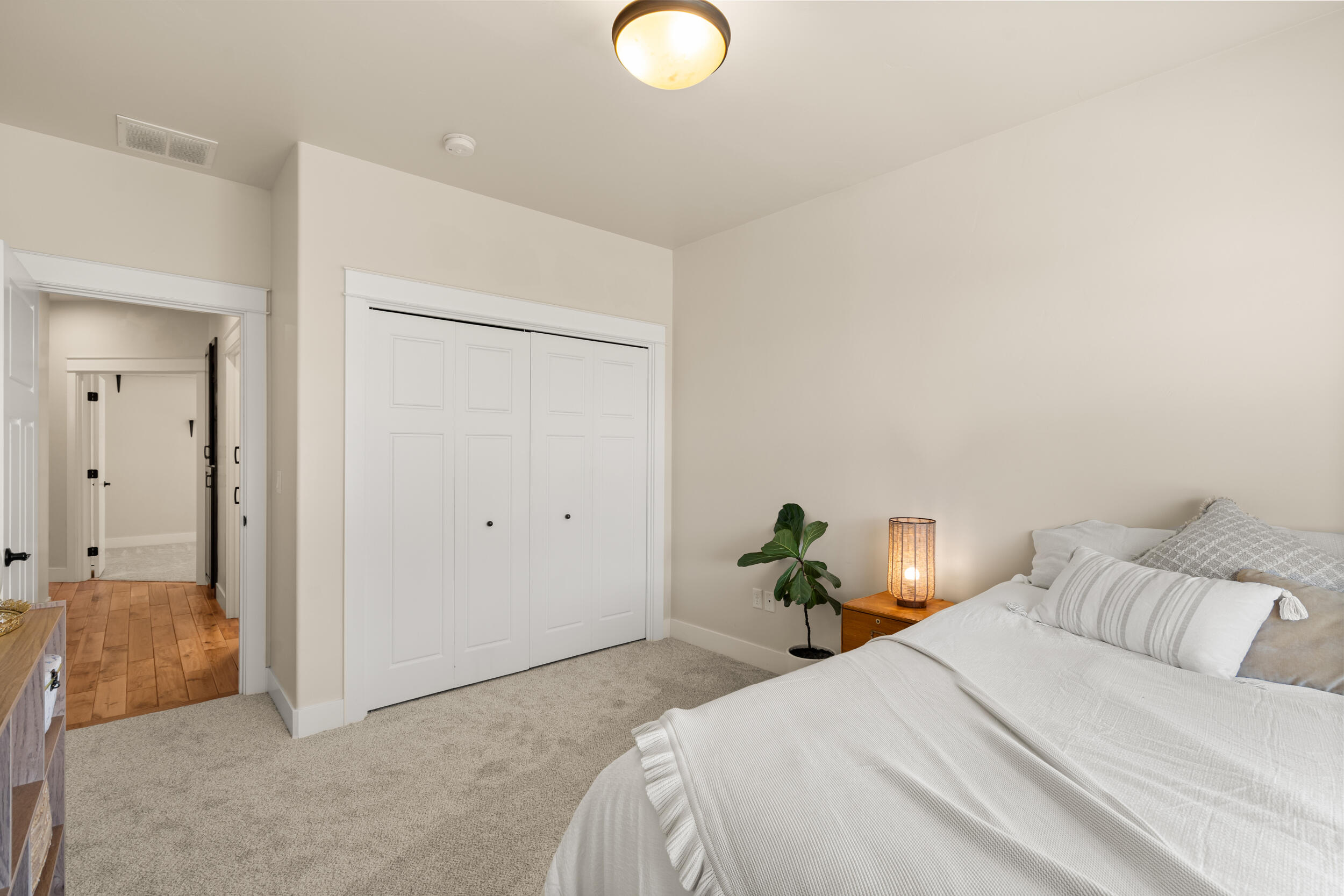 3844 Calle Vista Drive