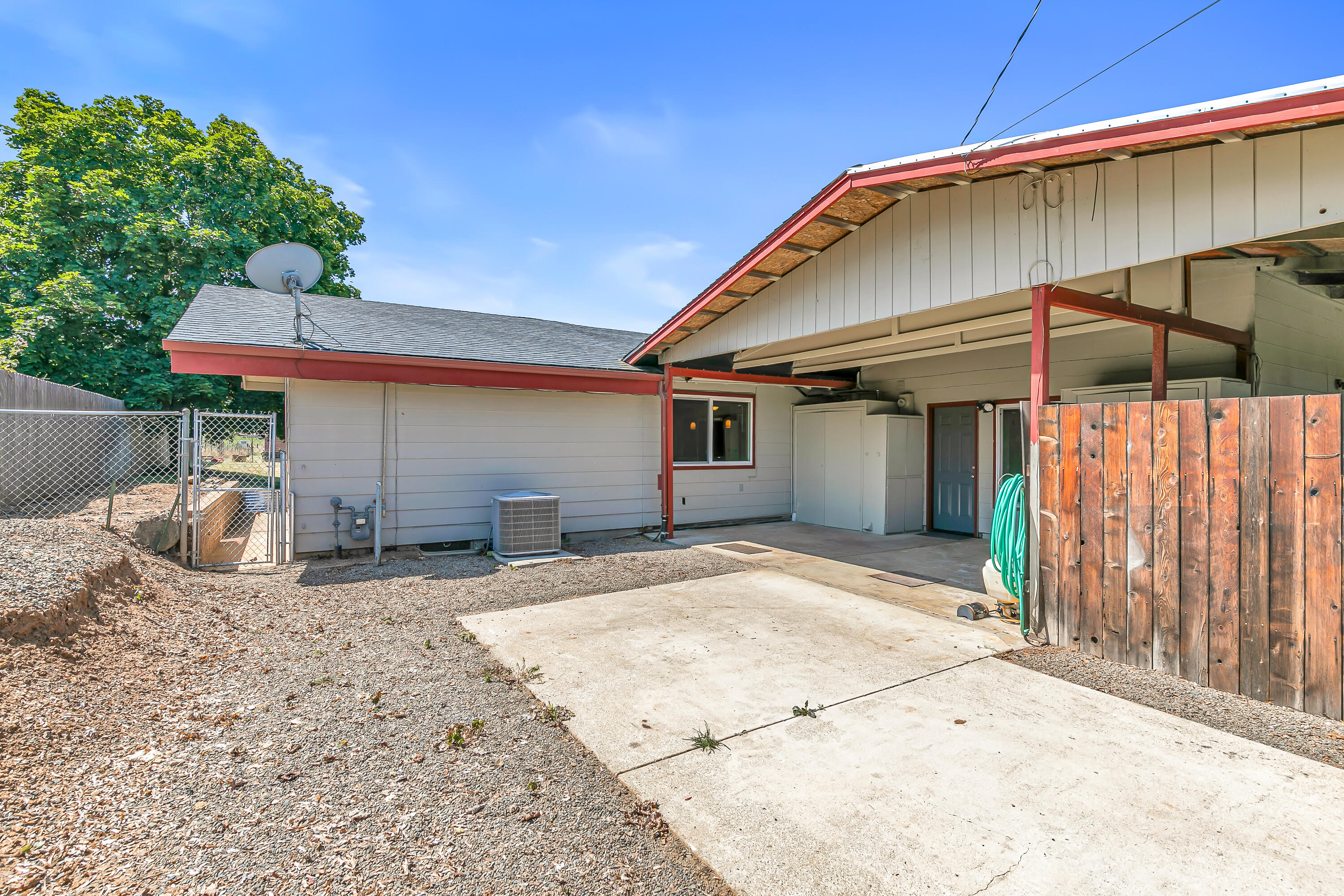 2615 Glory C Road