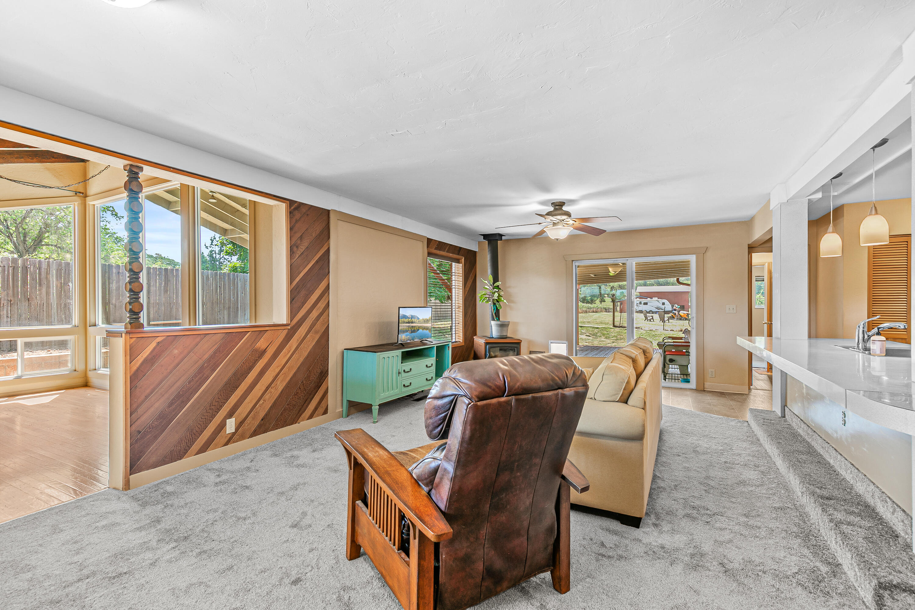 2615 Glory C Road