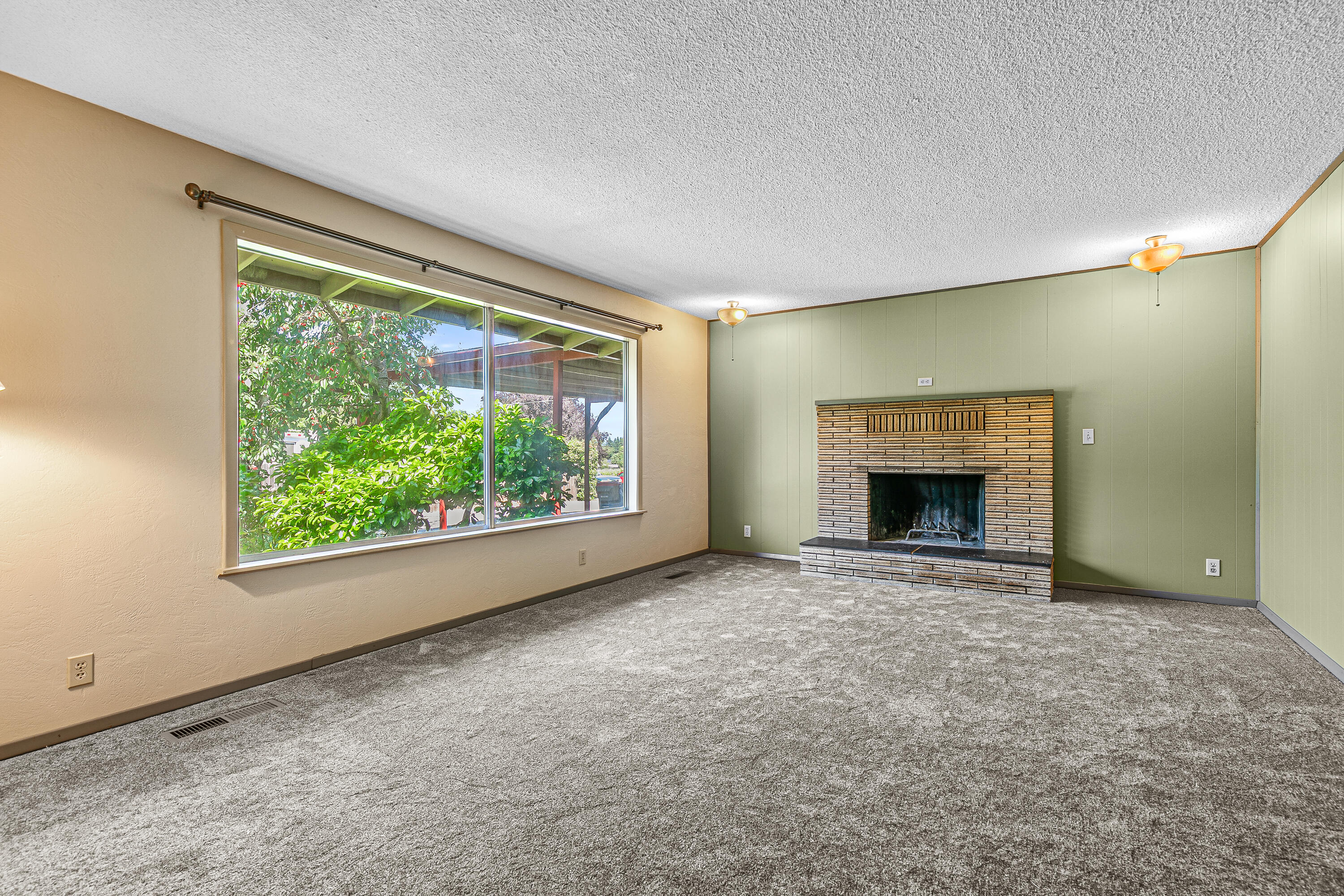 2615 Glory C Road
