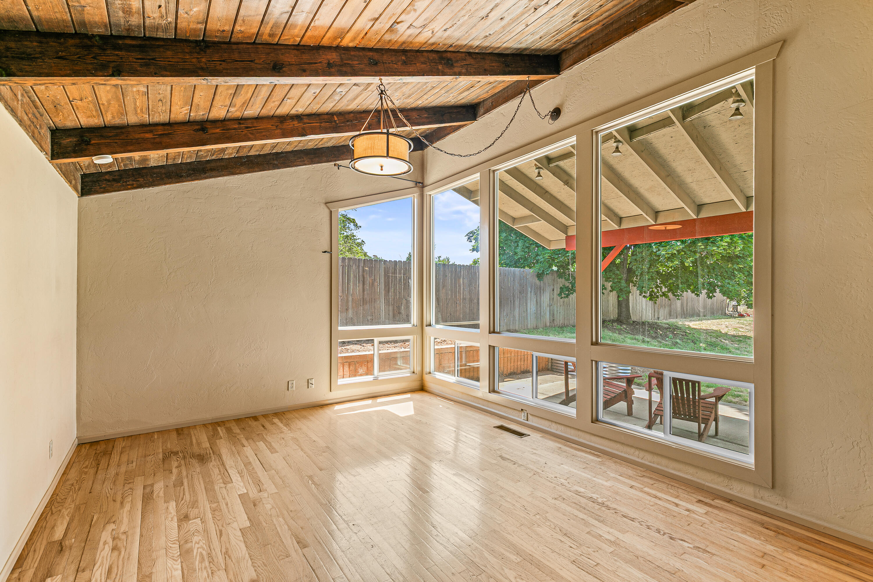 2615 Glory C Road