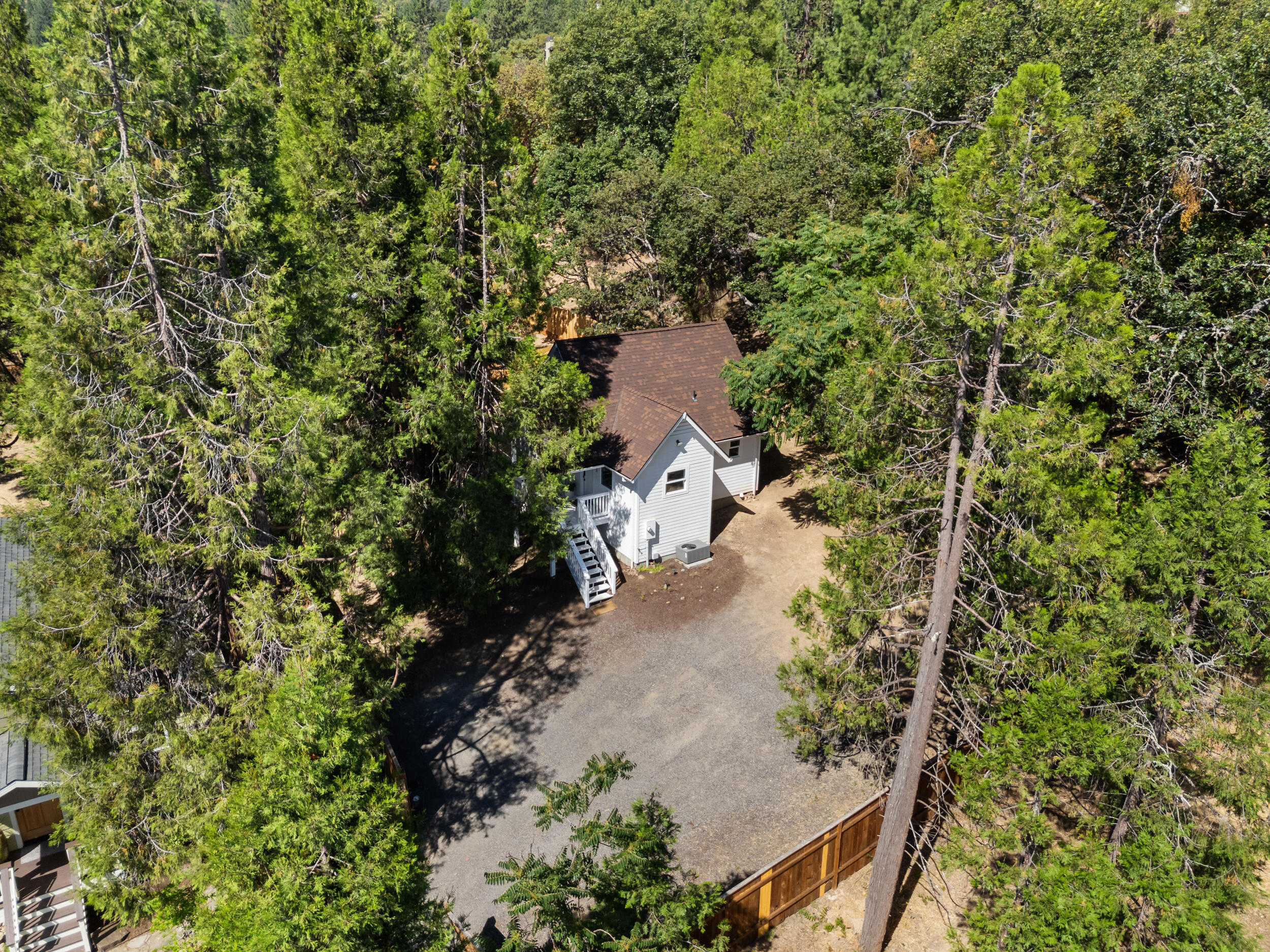 345 W Oak Street