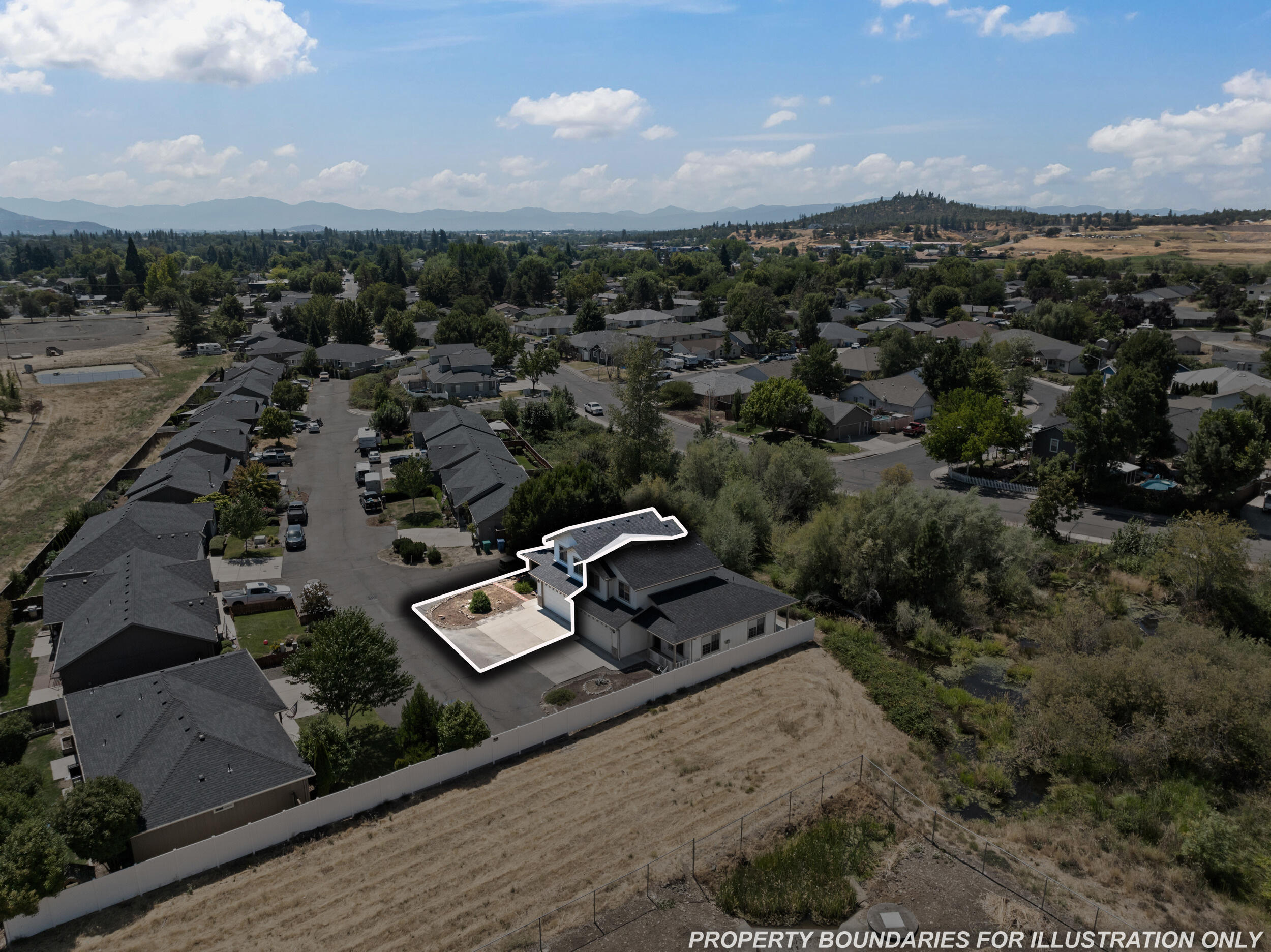 136 Dianne Way