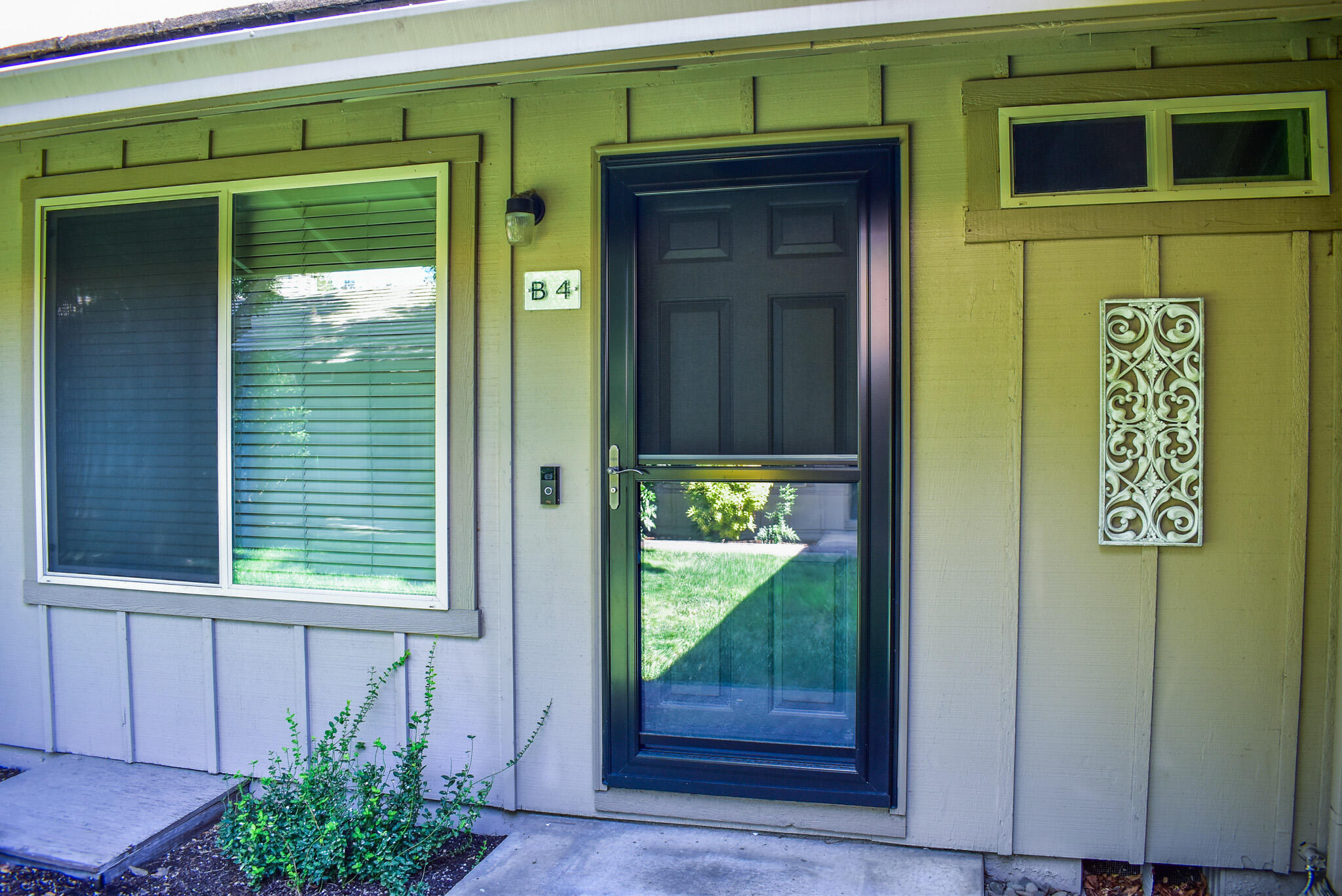 300 Shafer, B4