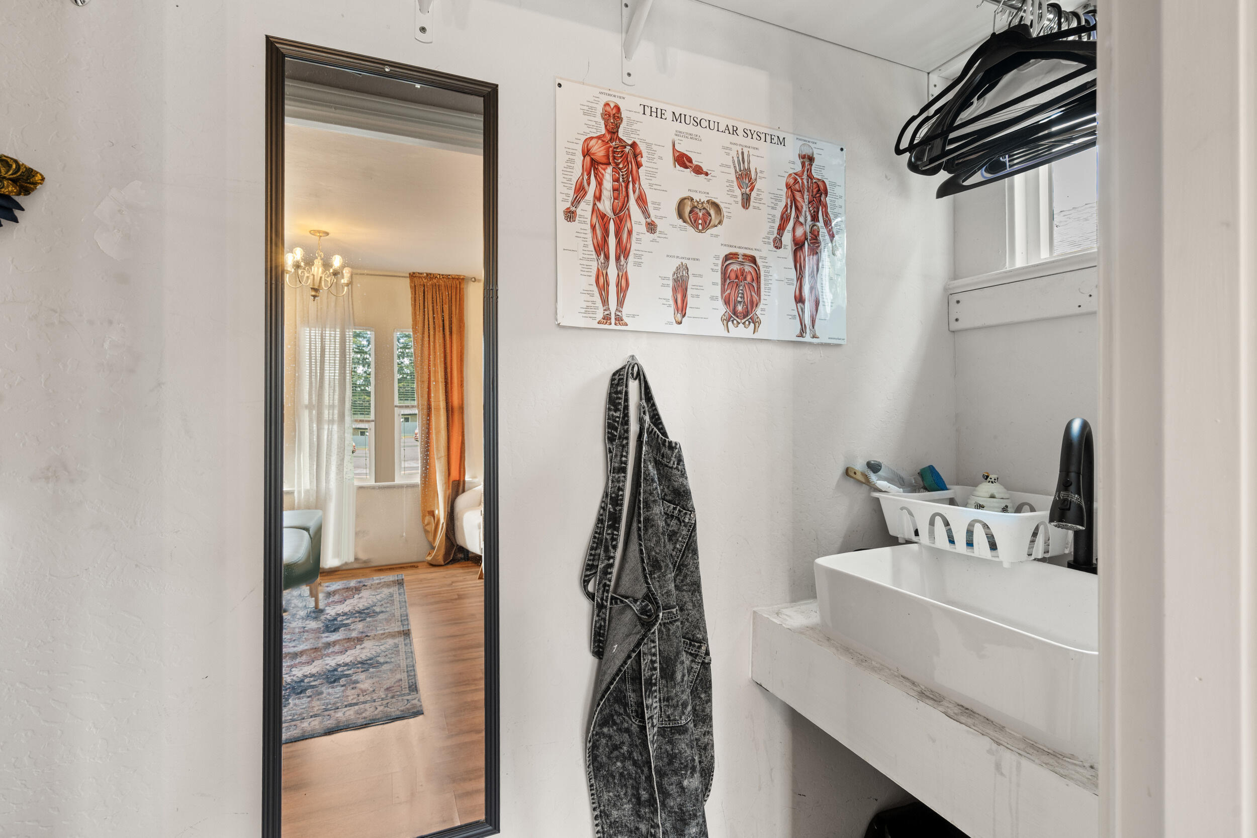 27 Crater Lake Avenue