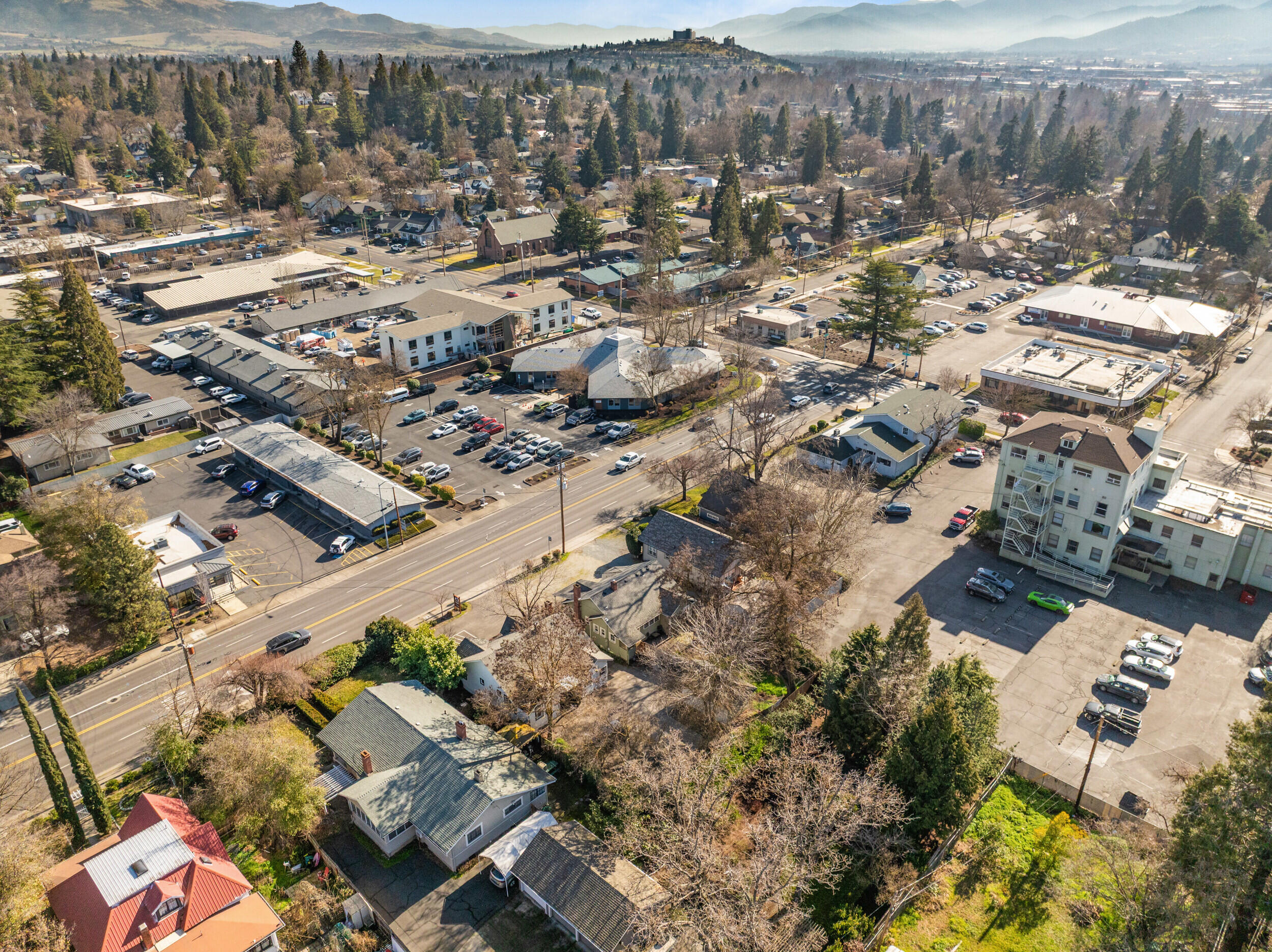 27 Crater Lake Avenue