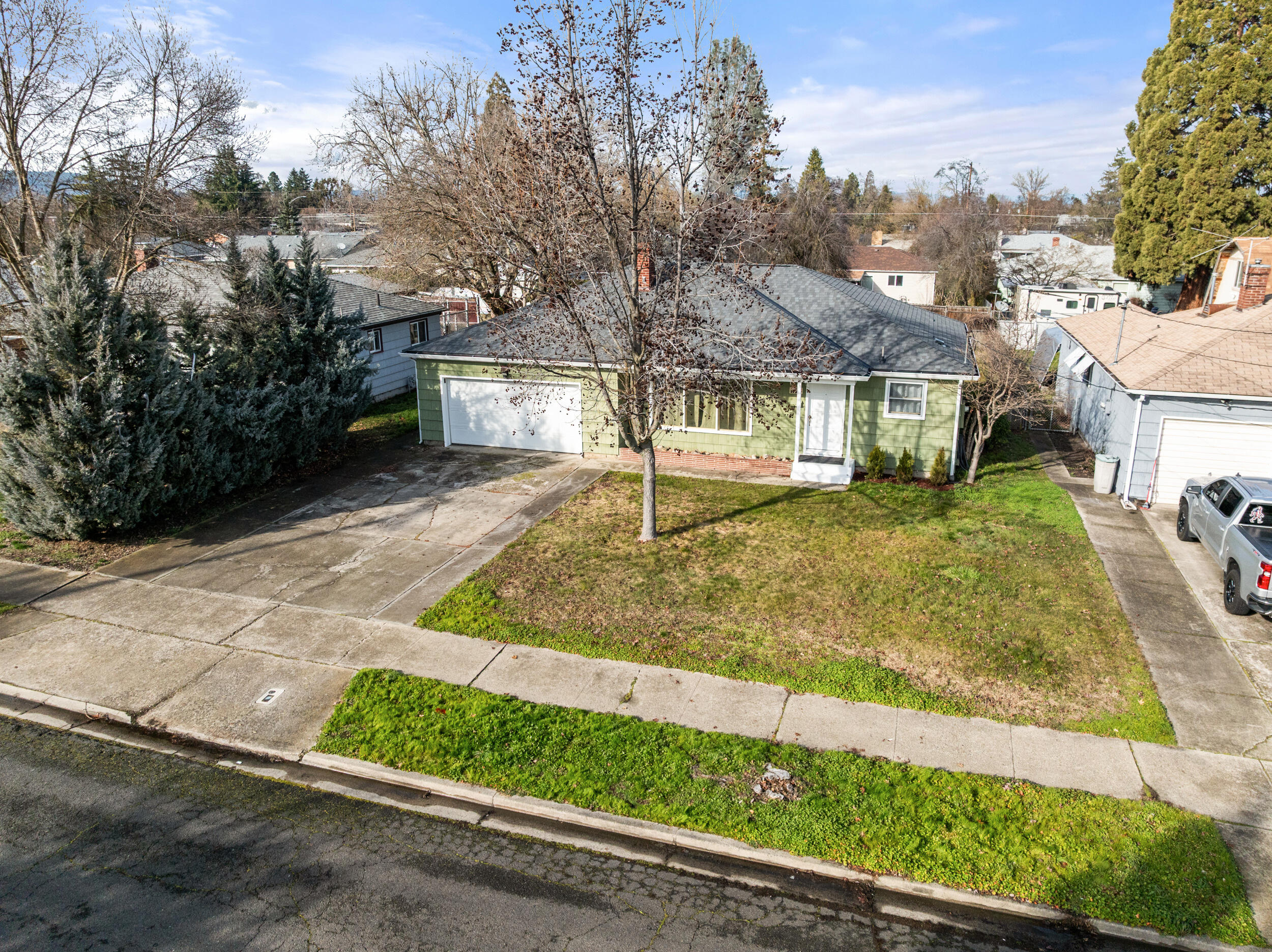1124 Mt Pitt Avenue