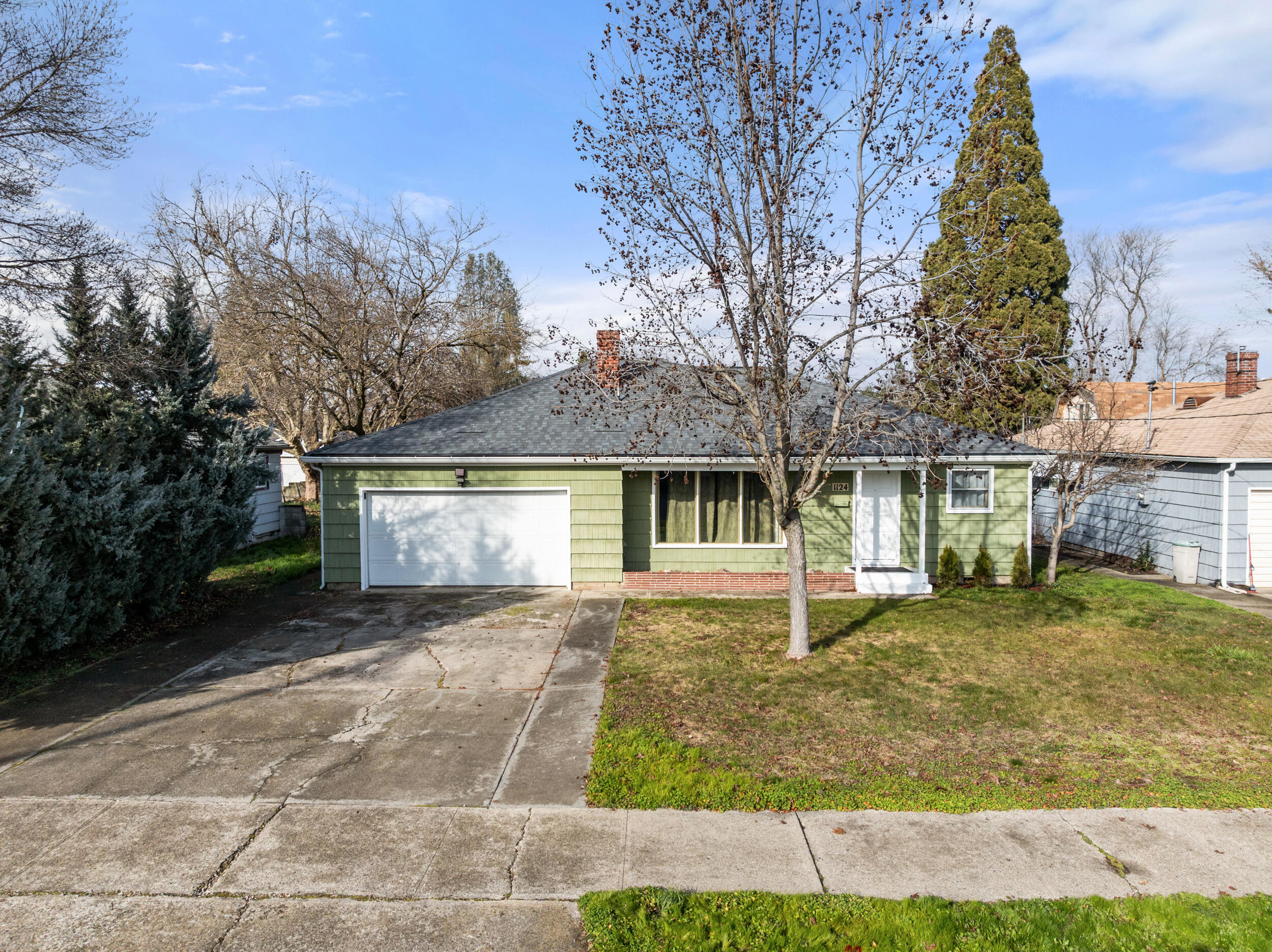 1124 Mt Pitt Avenue