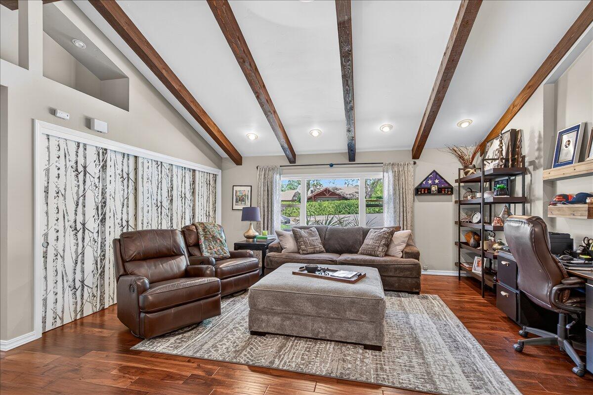 2050 Magnolia Avenue