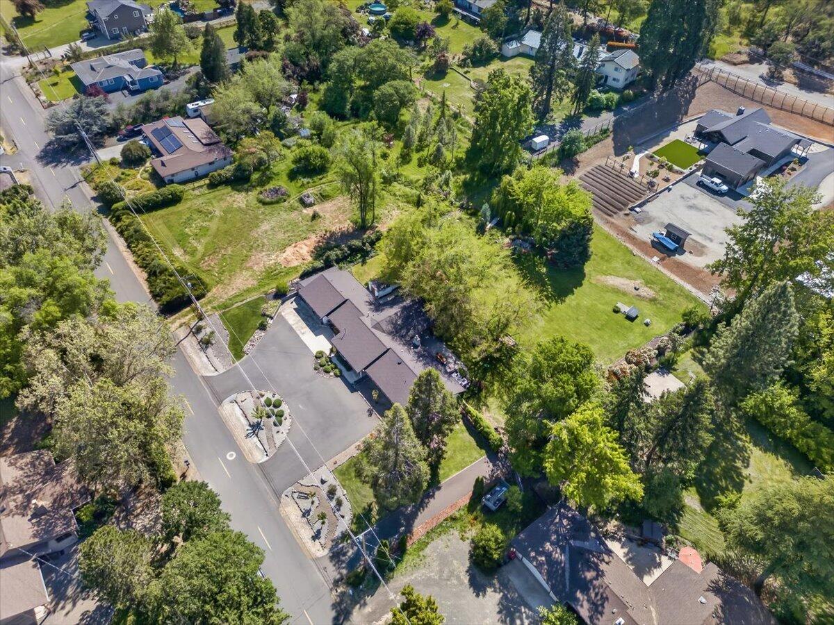 2050 Magnolia Avenue