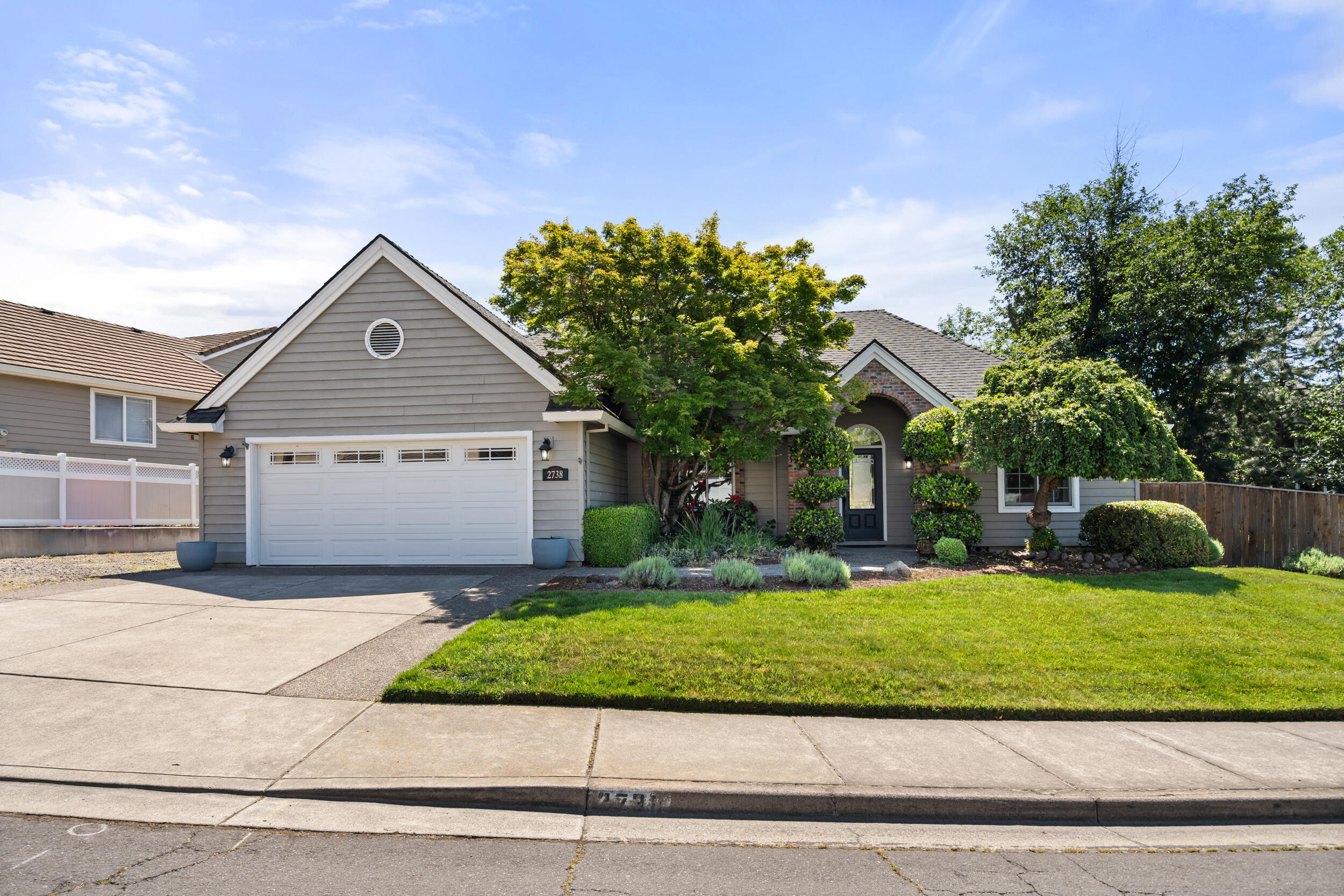 2738 Kerrisdale Ridge Drive