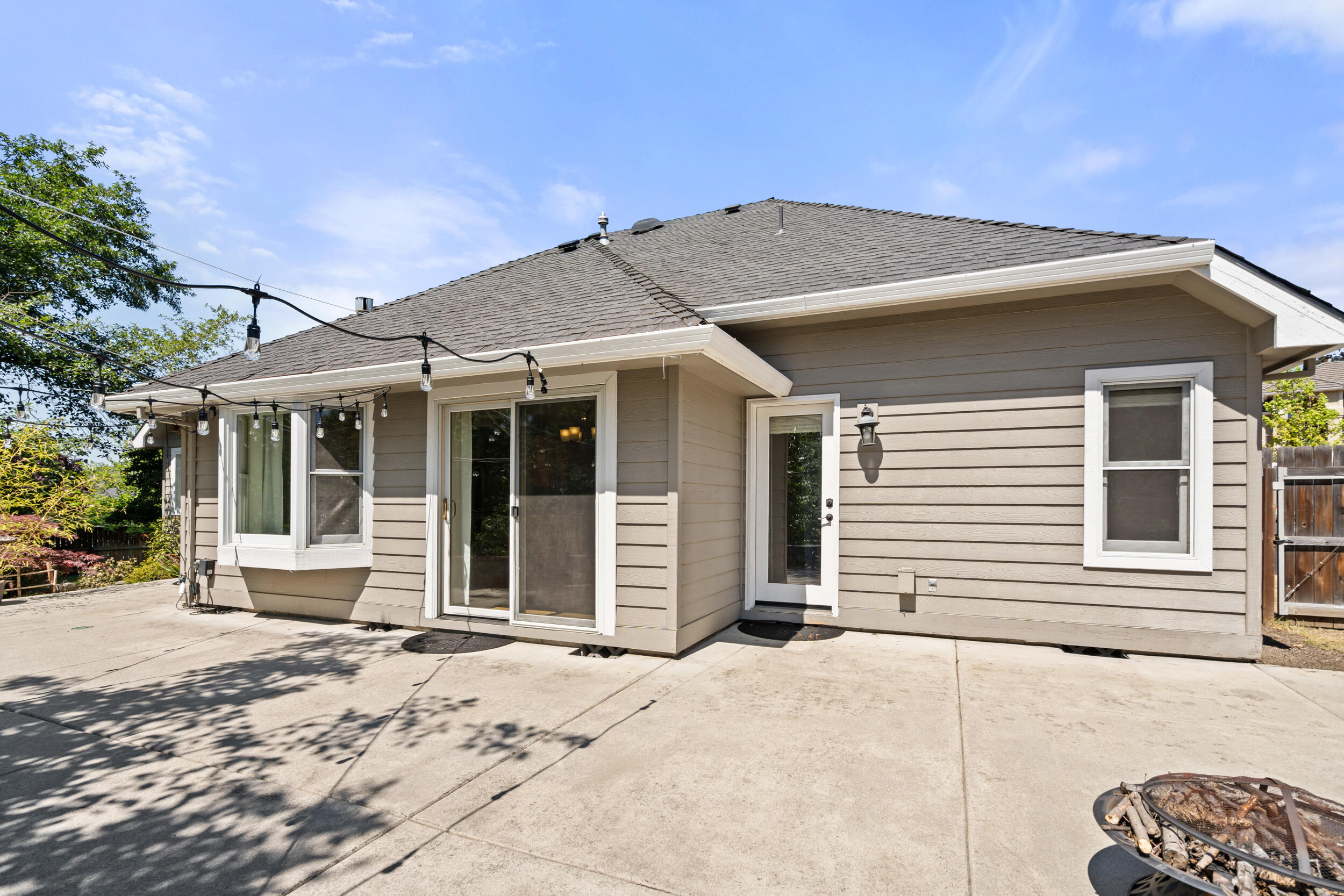 2738 Kerrisdale Ridge Drive