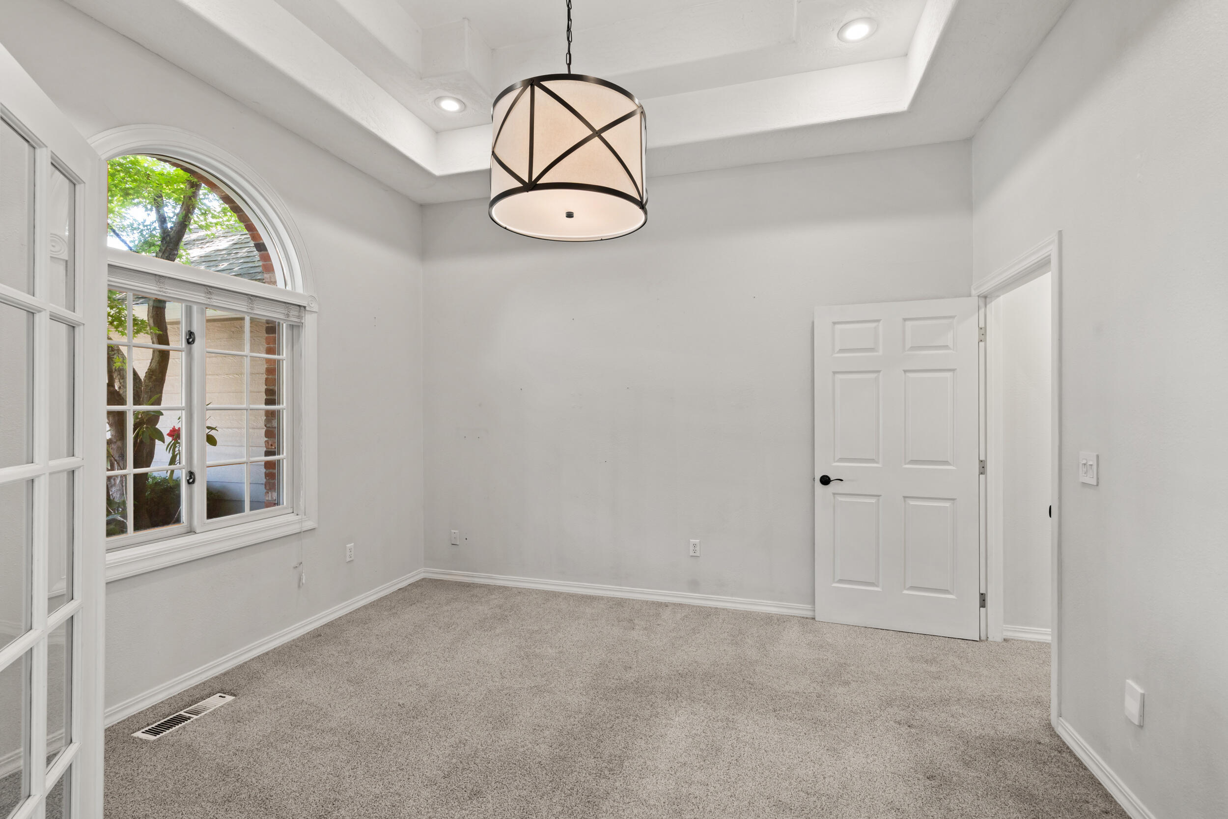 2738 Kerrisdale Ridge Drive