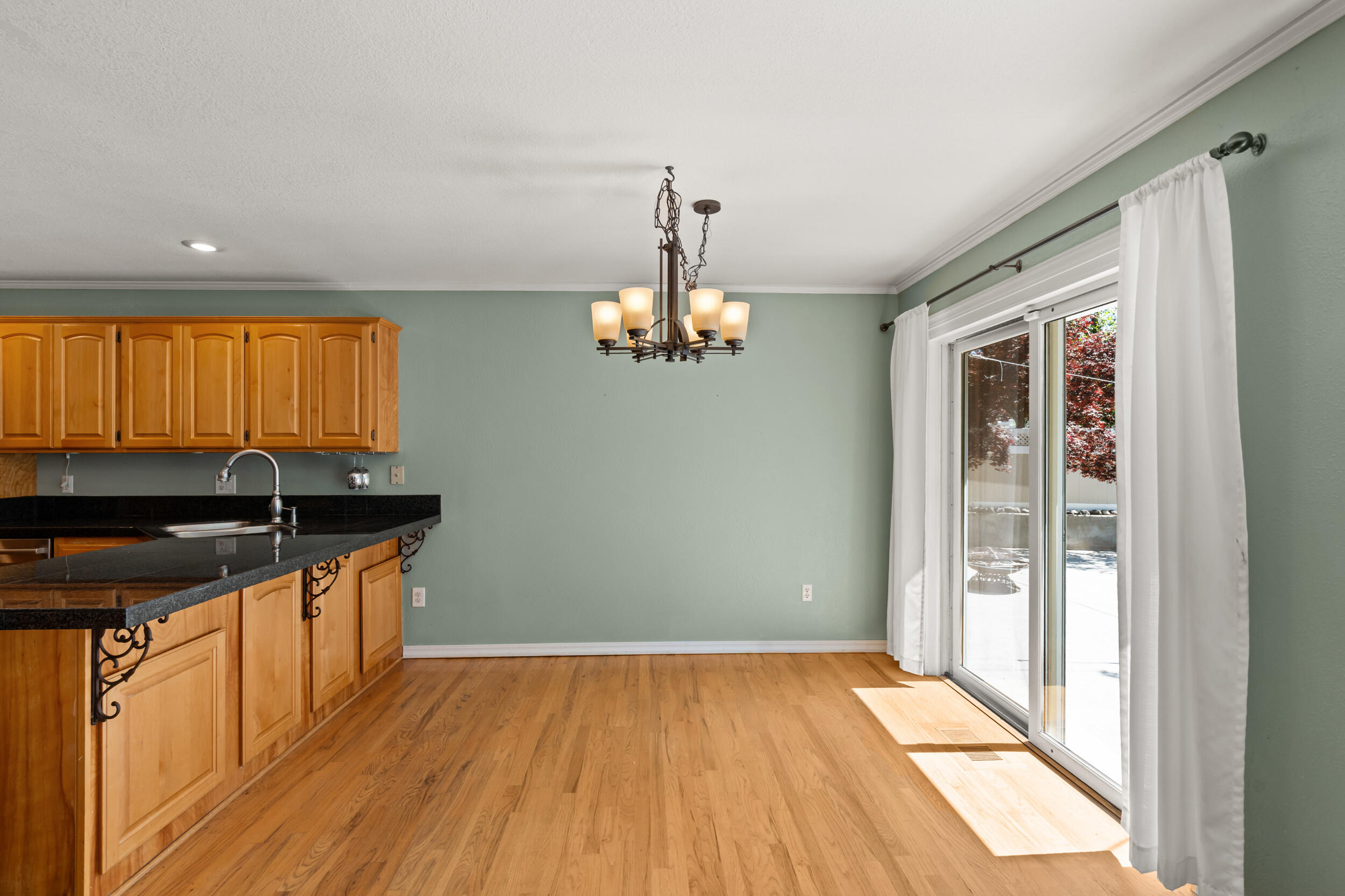 2738 Kerrisdale Ridge Drive