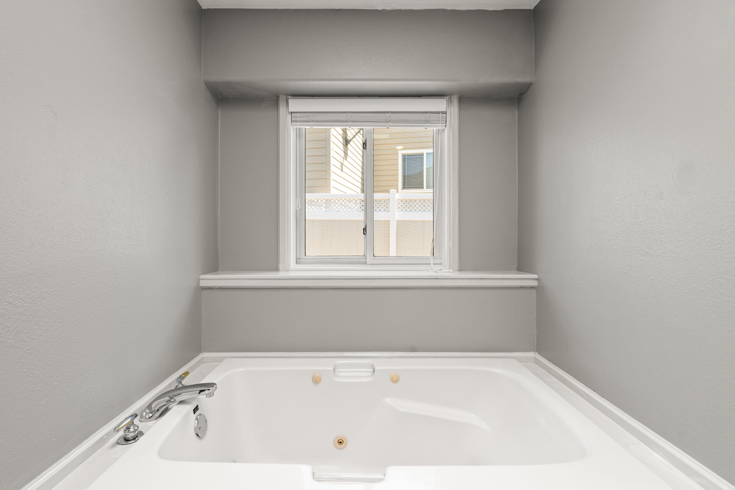 2738 Kerrisdale Ridge Drive