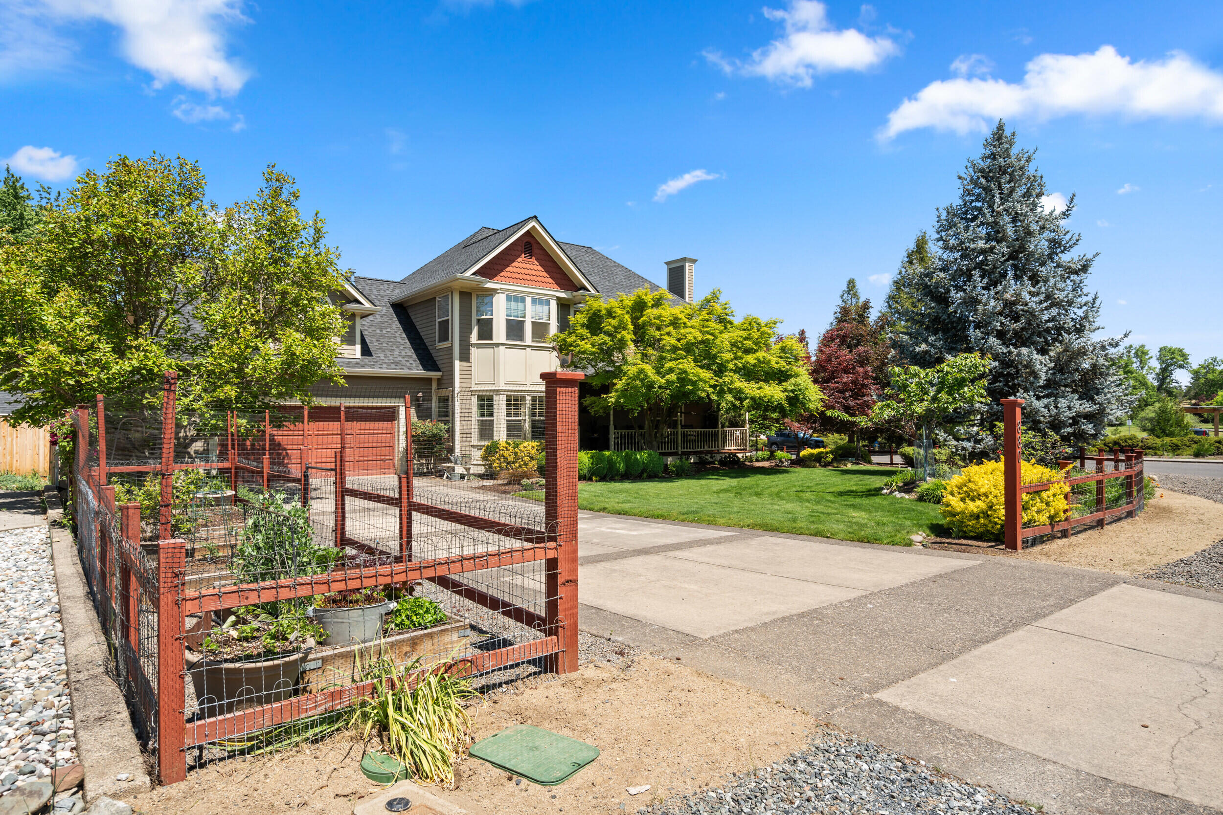 880 Singler Lane