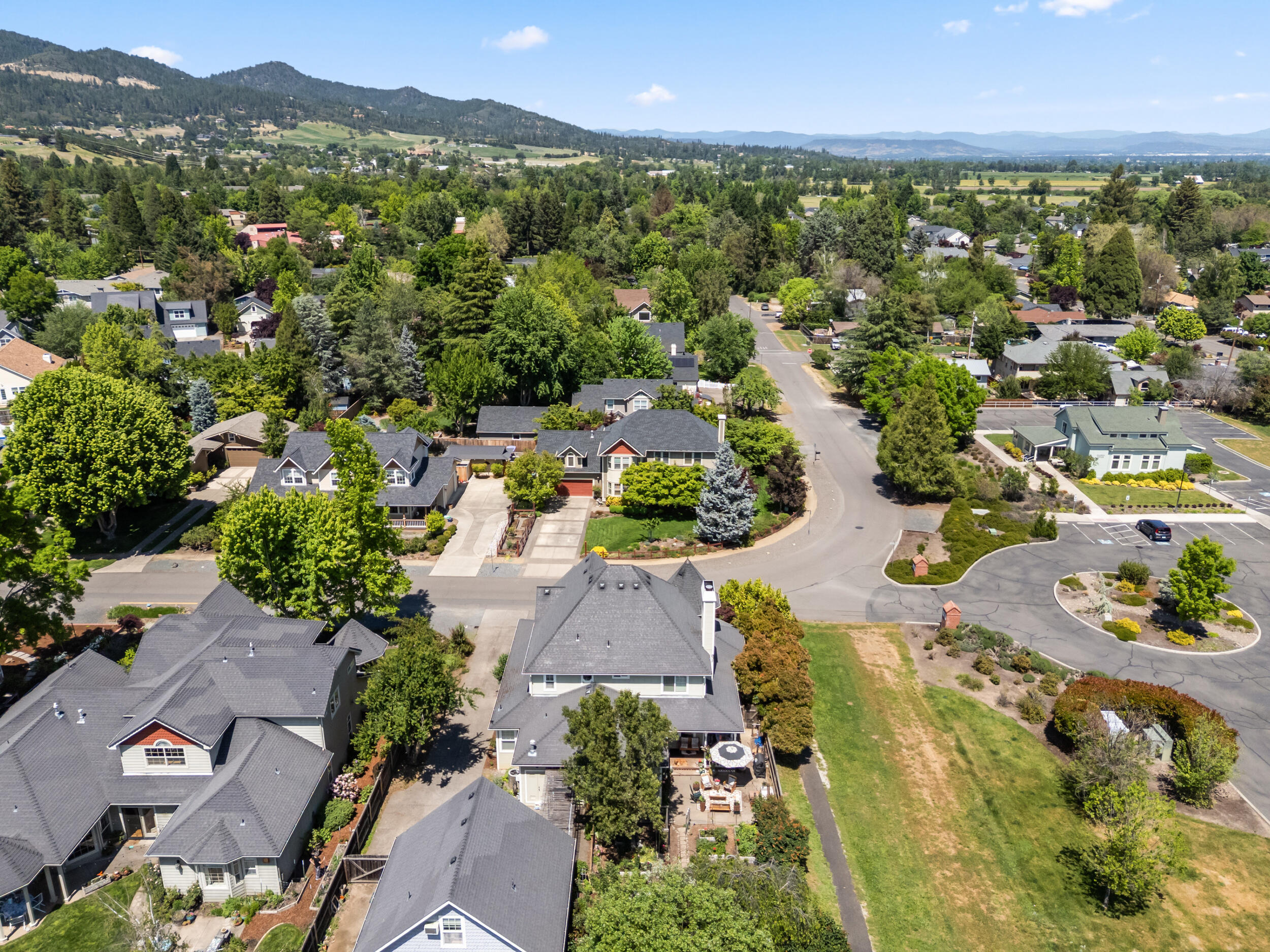 880 Singler Lane